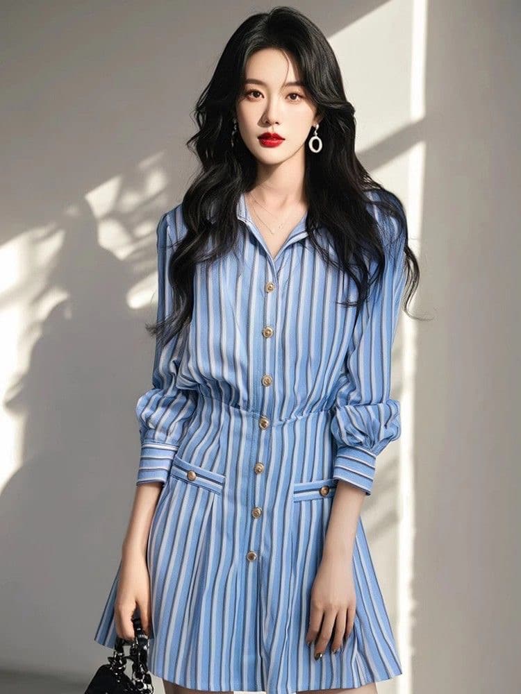 봄 가을 새로운 한 부서 블루 화이트 스트라이프 드레스 골드 버클 허리 수축 슬림해 보이는 거품 소매 레트로 셔츠 드레스 여성 폭발 상세 이미지 3