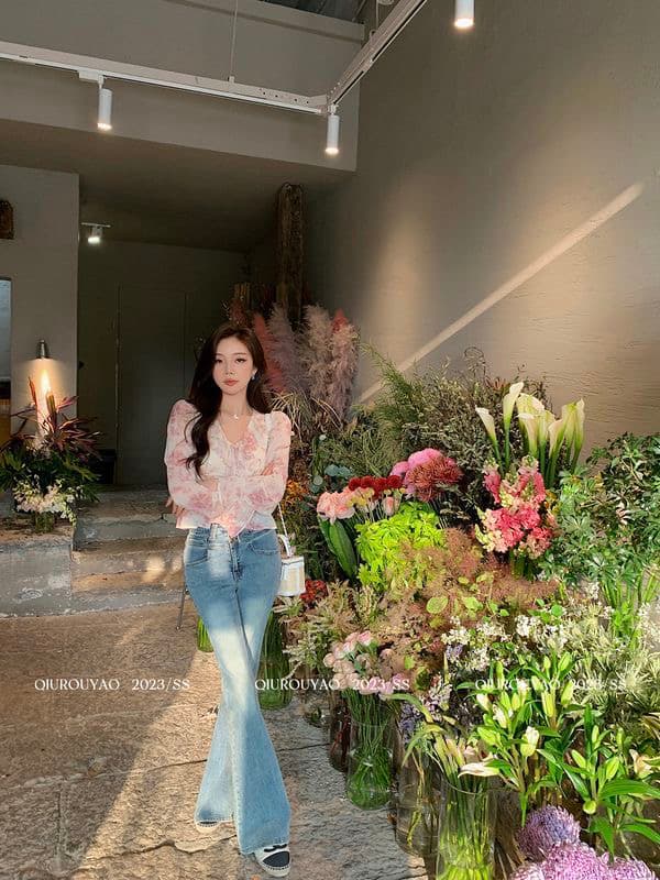 프랑스식 품격 달콤함 꽃무늬 여성 셔츠 봄 여름 새로운 순수한 욕망 바람 섹시함 마이크로 ~을 통해 긴팔 V넥 쉬폰 블라우스 트렌디 상세 이미지 5