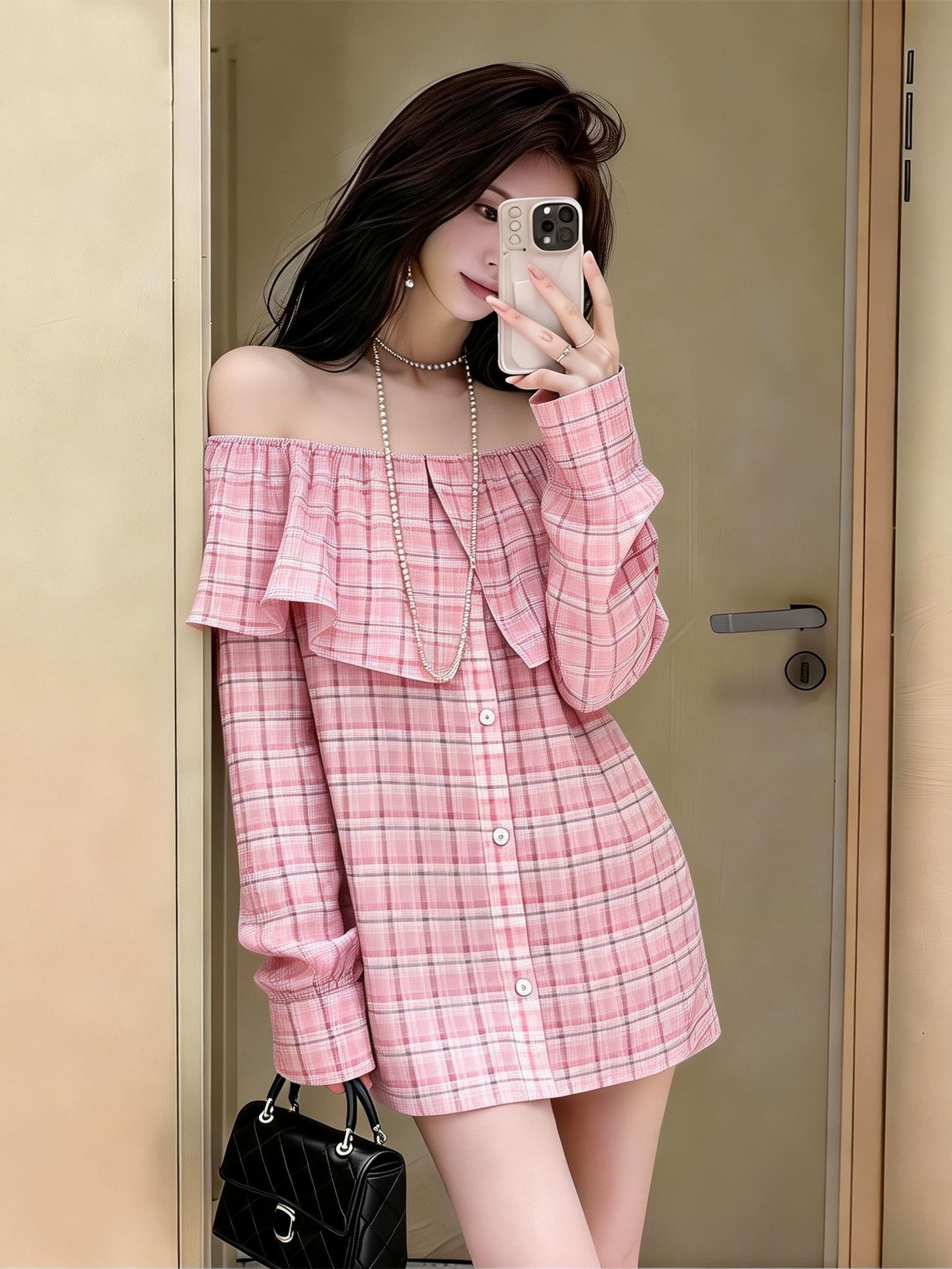 2026 봄 여름 휴가 바람 오프숄더 핑크색 체크무늬 셔츠 여성 긴 소매 프릴 슬림해 보이는 연령 감소 품격 맨위 이미지 2