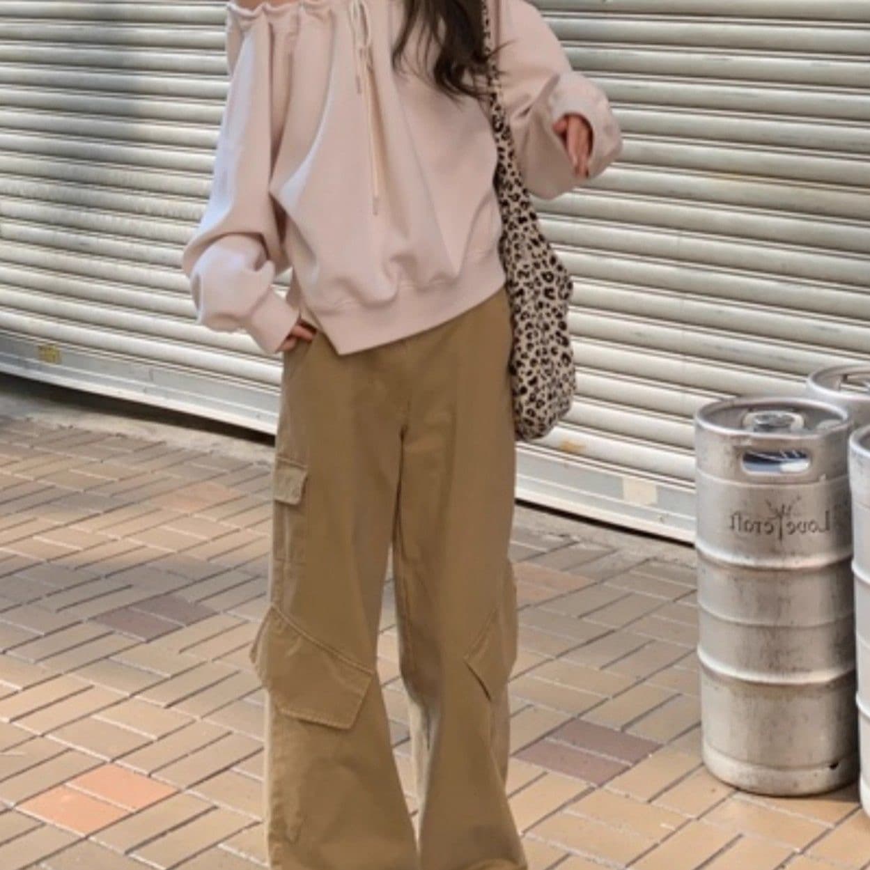 품격 비스듬한 어깨 펌프 로프 후드티 여성 봄 가을 외출용 긴팔 루즈핏 아메리칸 핫걸 오프숄더 오프숄더 맨위 상세 이미지 6