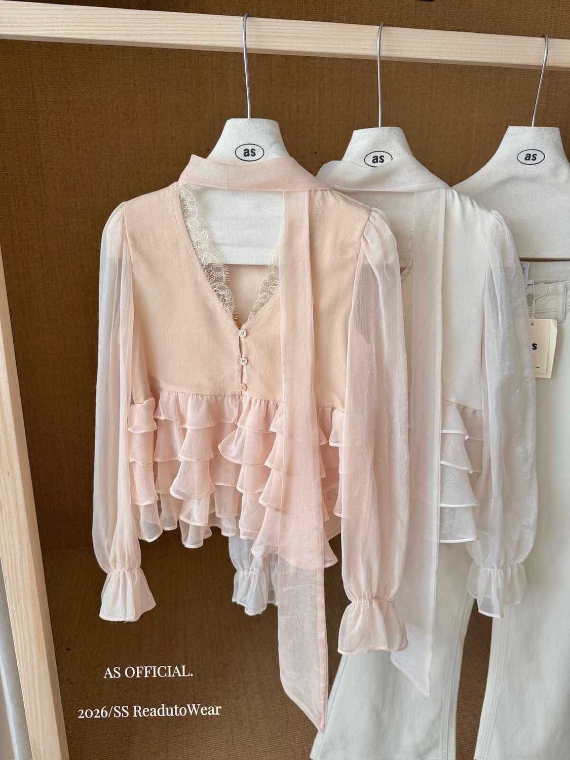 프랑스식 부드러운 바람 V넥 리본 시폰 셔츠 여성 여름 새로운 레이스 조각 나팔 소매 슬림해 보이는 요정 가스 의류 이미지 3