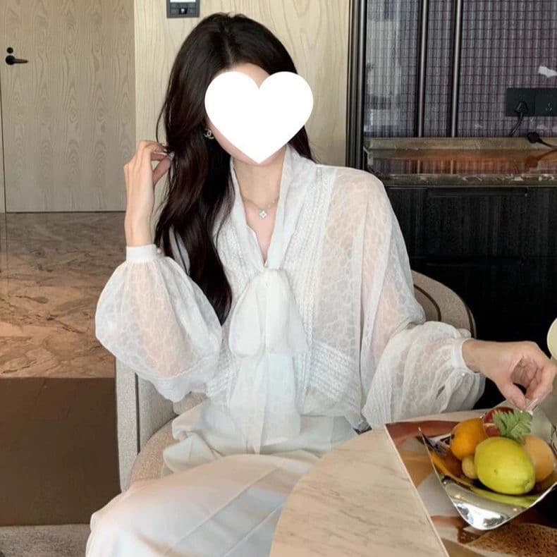 봄 가을 폭발 화이트 레이스업 긴팔 쉬폰 여성 셔츠 프랑스식 부드러운 품격 작은 샤넬 스타일 루즈핏 슬림해 보이는 맨위
