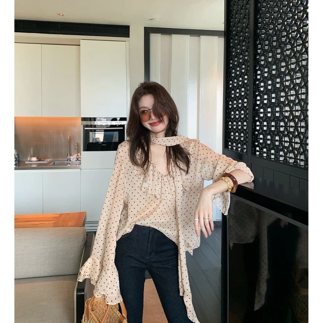 프랑스식 달콤한 살구 도트 무늬 프린트 셔츠 프릴 V넥 여름 고급 센스 한국 스타일 다용도 슬림해 보이는 쉬폰 톱 상세 이미지 1