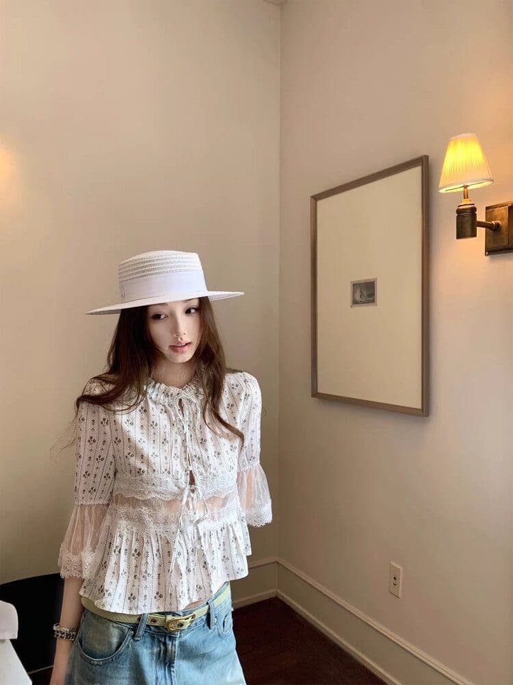 2026 년 새로운 여름 레이스 플리츠 스트랩 7부 소매 여성 셔츠 다용도 슬림해 보이는 품격 벌룬 소매 꽃무늬 상세 이미지 5