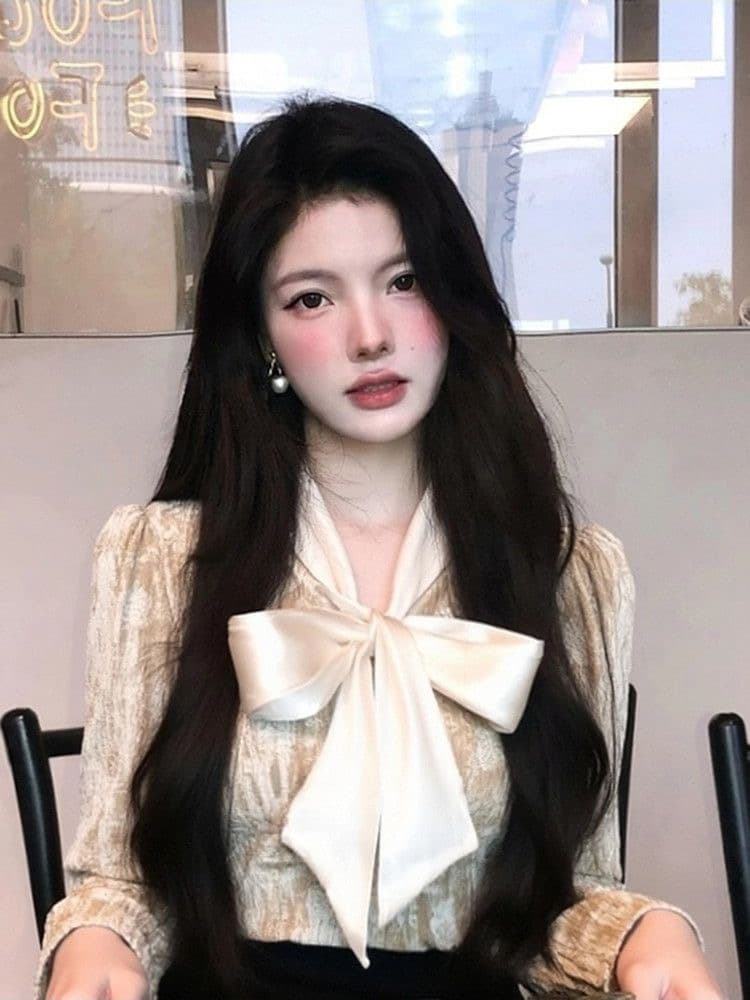 가을 겨울 새로운 디자인 센스 아름다운 자이언트 잘 생긴 인사이드 잡아라. 의류 고급 센스 샴페인 나비 매듭 벨벳 여성 셔츠 상세 이미지 5