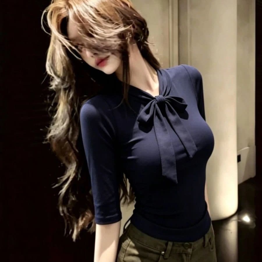 2026 여름 섹시함 해군 5 점 소매 티셔츠 여성 몸매 가꾸기 V넥 나비 매듭 순수한 욕망 익스트림 제인 기본 셔츠 맨위 상세 이미지 5