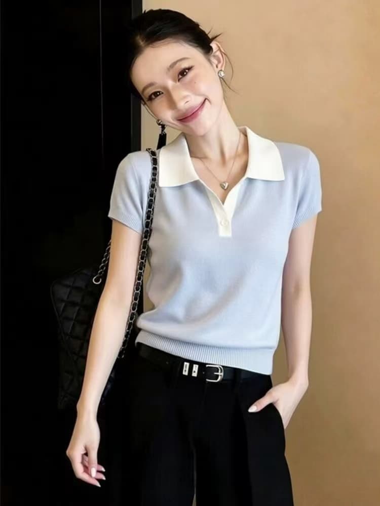 하늘색 폴로 칼라 반팔 polo 니트 스웨터 여성 배색 네클라인 반 개방 버클 클래식 일상 캐주얼 품격 맨위 여름