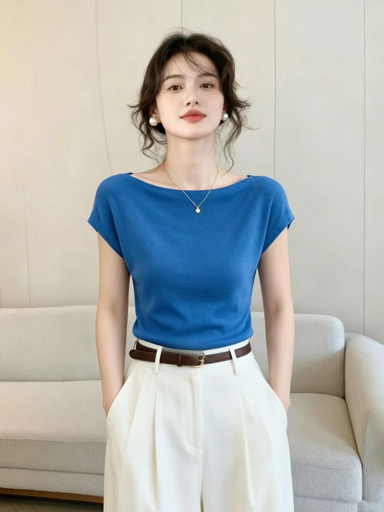 유럽 상품 선박 유형 칼라 디자인 파란색 티셔츠 여성 여름 새로운 출퇴근 슬림해 보이는 몸매 가꾸기 반팔 단색 풀오버 맨위 이미지 2