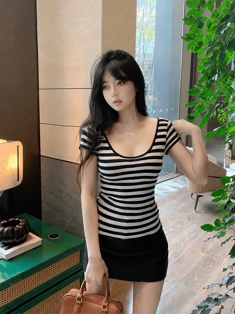 실사 레트로 스트라이프 배색 대 백리스 디자인 센스 줄무늬 이미지 2