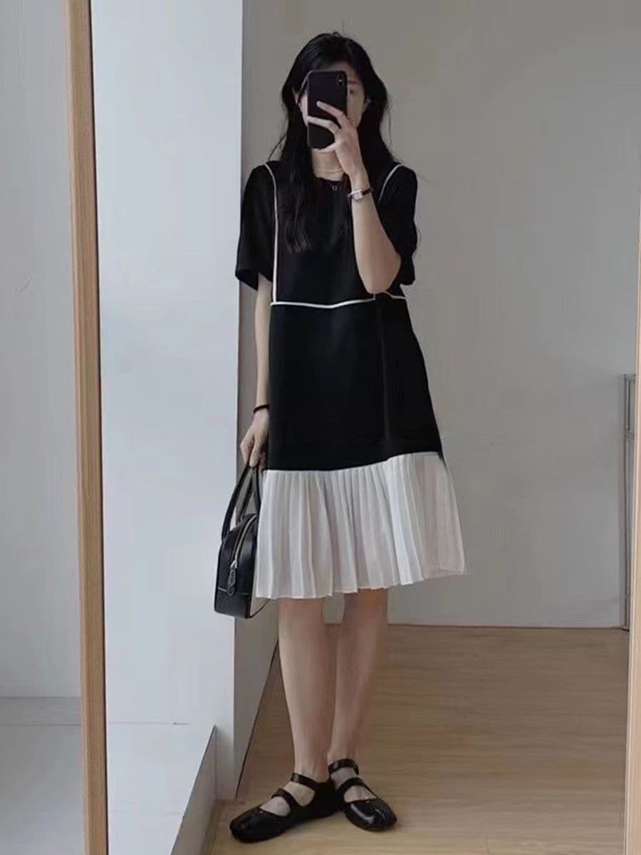 여름 새로운 한 부서 달콤함 작은 청신 슬림해 보이는 디자인 센스 작은 대중 배색 패치워크 반팔 플리츠 드레스 이미지 3