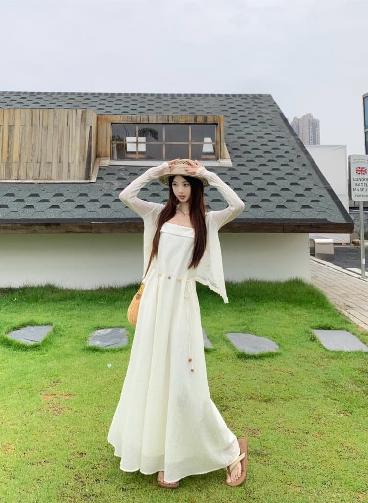 슈퍼 잘 생긴 프랑스식 화이트 튜브탑 플리츠 허리 수축 레이스업 슬립 드레스 2026 여름 한 부서 천 금빛 바람 소금 부서 치마 상세 이미지 11