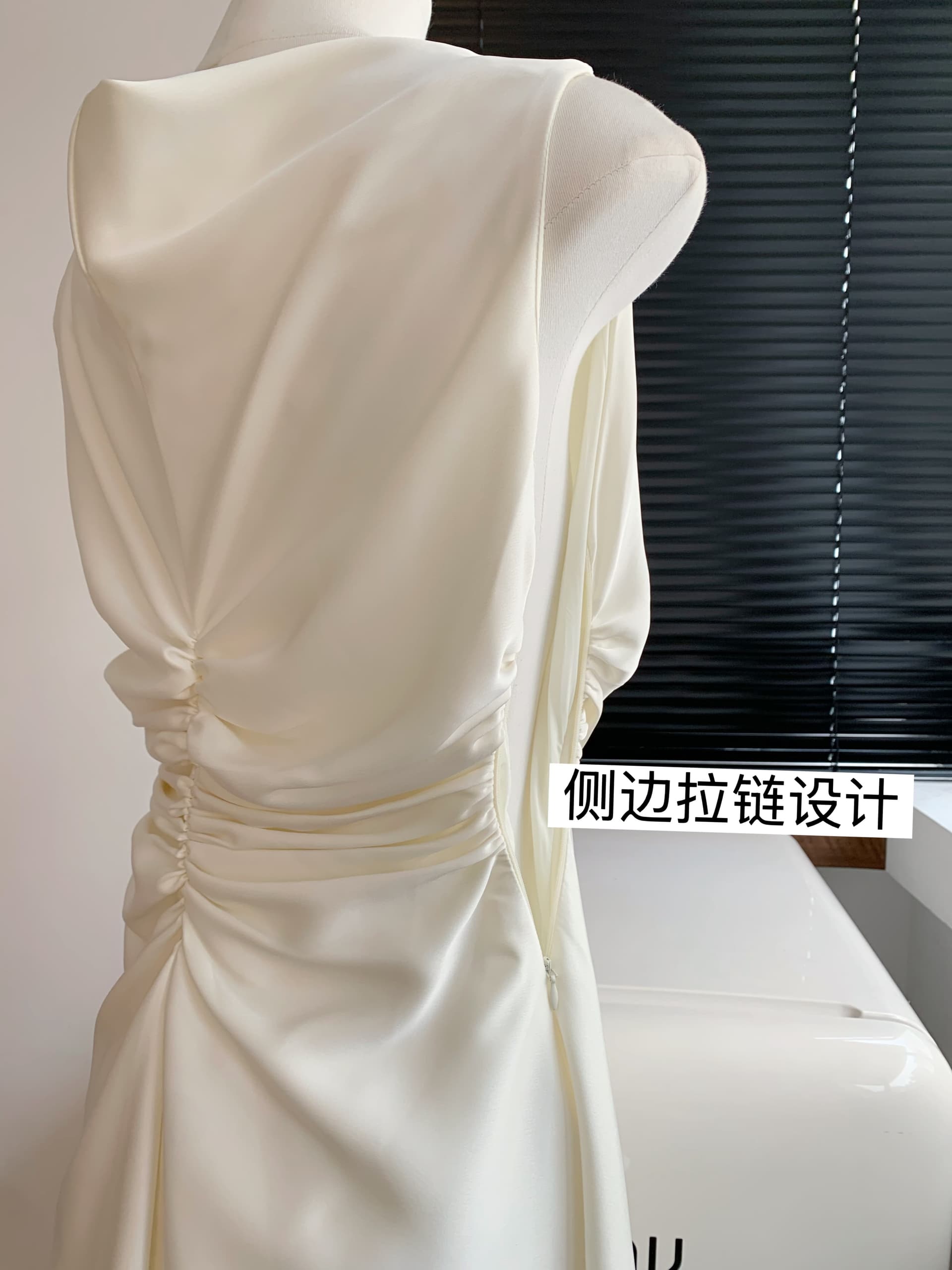 달빛 공단 언어 프랑스식 새틴 흔들다 칼라 여성 드레스 여름 고급 센스 품격 슬림해 보이는 새틴 치마 상세 이미지 12