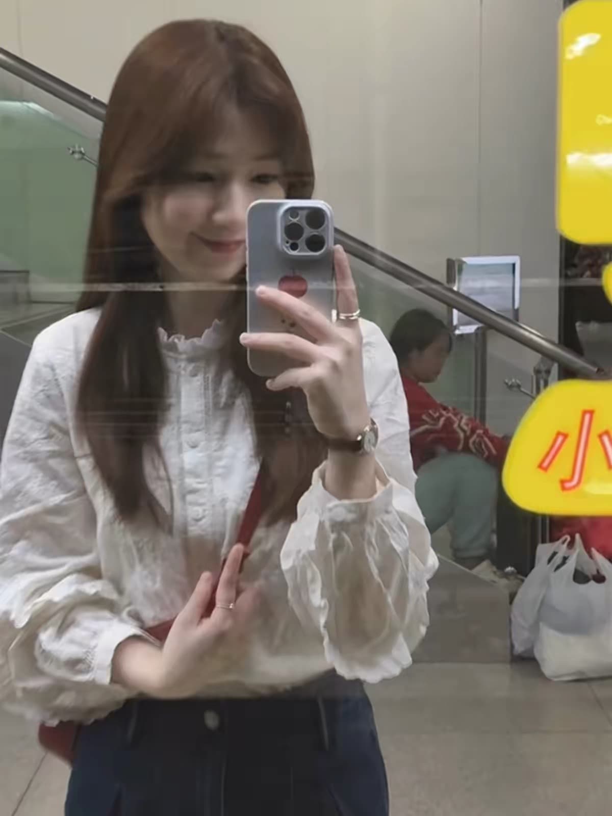 프랑스식 화이트 프릴 스탠드 칼라 긴팔 셔츠 맨위 여성 2026 가을 새로운 고급 센스 거품 소매 셔츠 상세 이미지 1