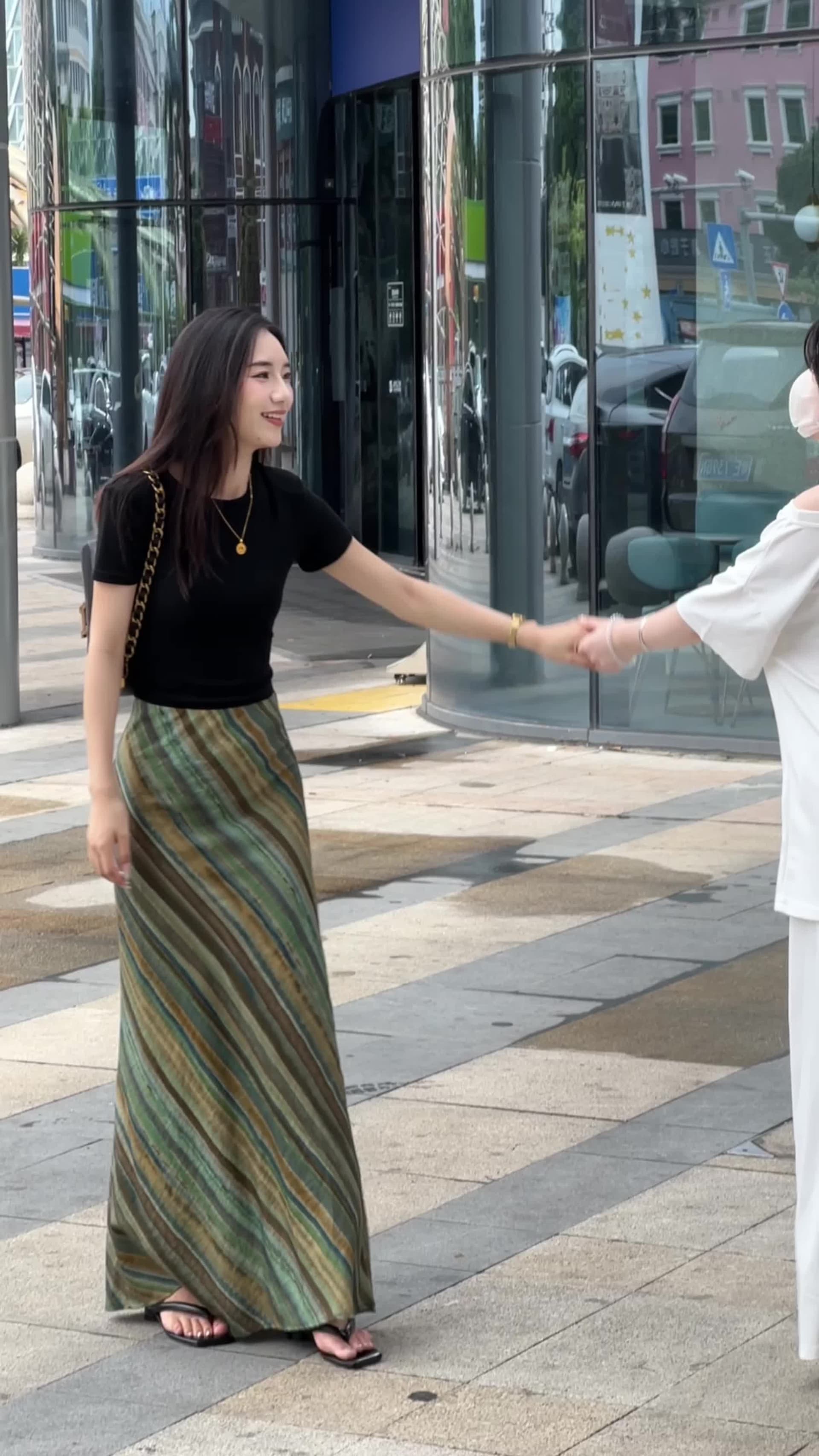 한 부서 느슨함 센스 레트로 녹색 비스듬한 스트라이프 프린트 롱 스커트 도루 센스 인어 꼬리 캐주얼 얇은 스타일 반신 스커트 여름 이미지 2