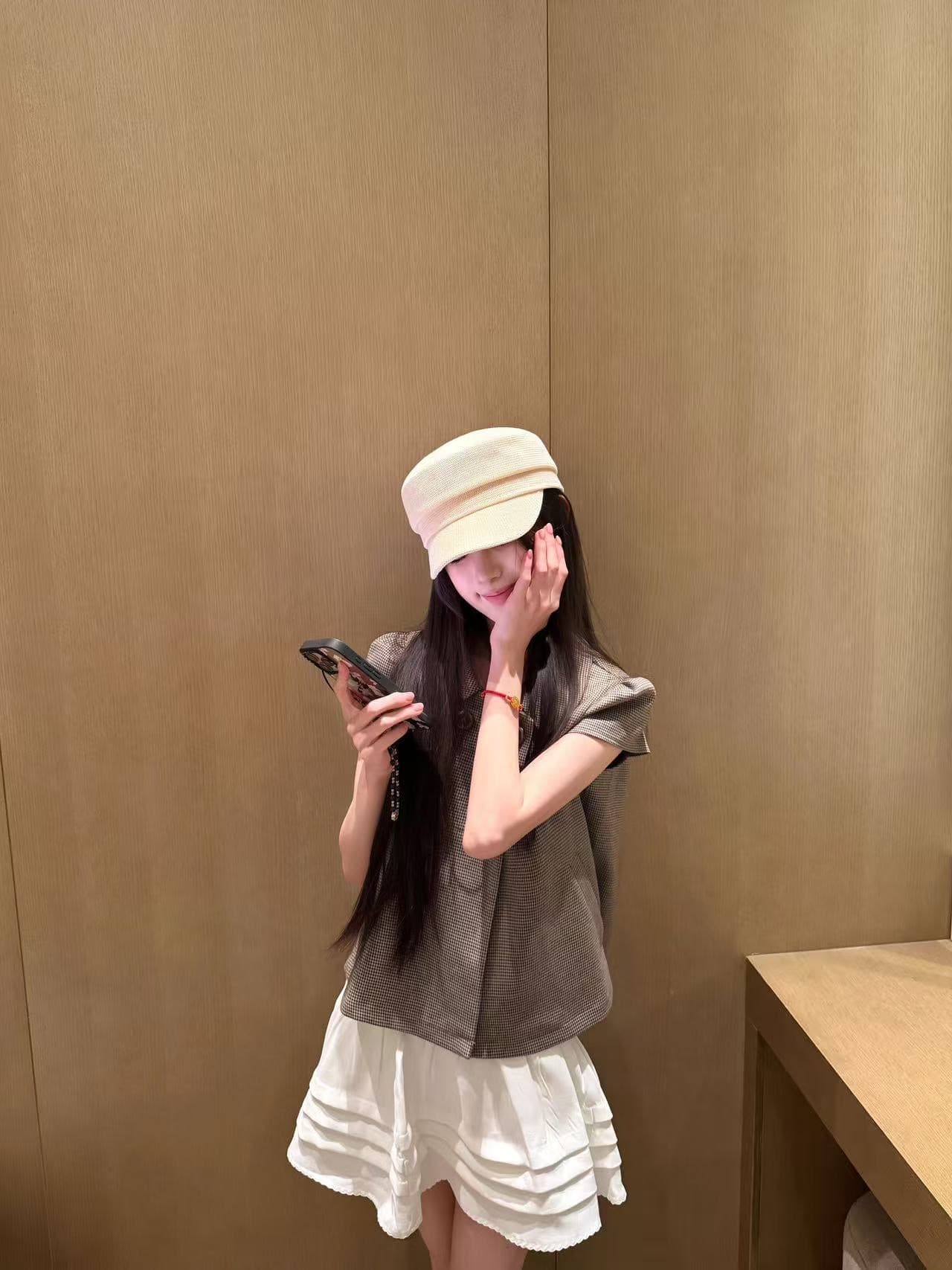 프랑스식 레트로 체크무늬 여성 셔츠 이른 봄 2026 새로운 반팔 셔츠 작은 셔츠 피터 팬 칼라 몸매 가꾸기 투피스 세트 상세 이미지 3