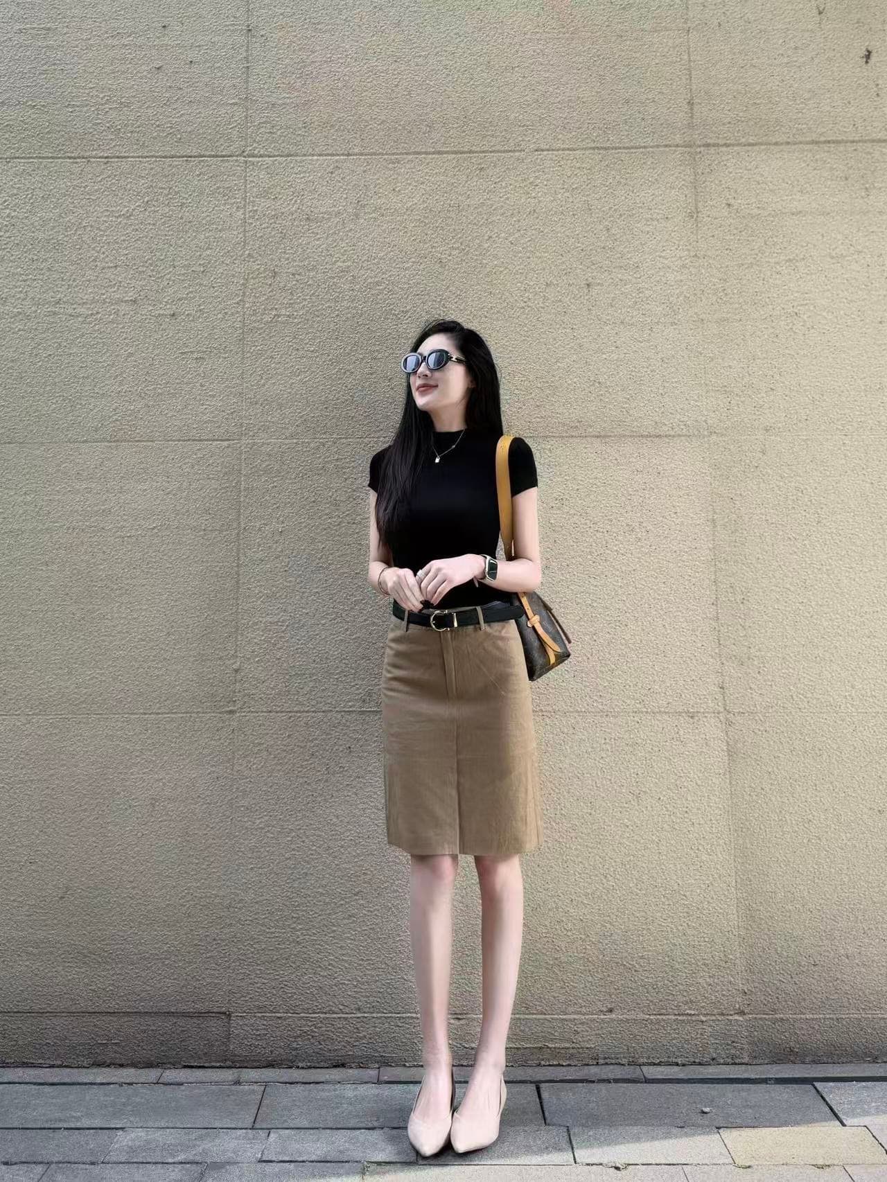 프랑스식 레트로 카키 라미 치마 반신 스커트 여성 봄 여름 새로운 다용도 캐주얼 이후 중 트임 정장 중 치마 상세 이미지 4