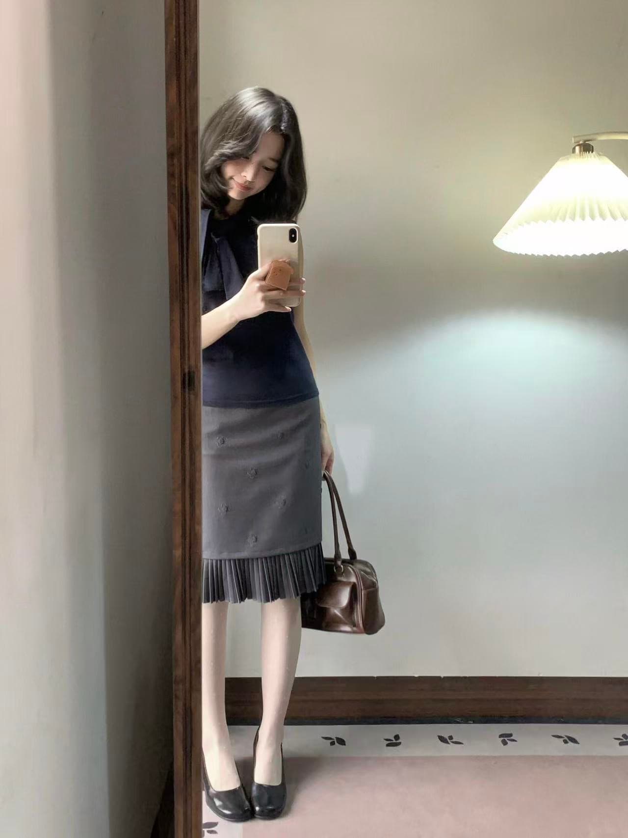 2026 여름 새로운 품격 전체 집합 ootd 착용 가져 가라. 자이언트 잘 생긴 아름다운 서리가 내린 첨부 된 의류 반신 치마 세트