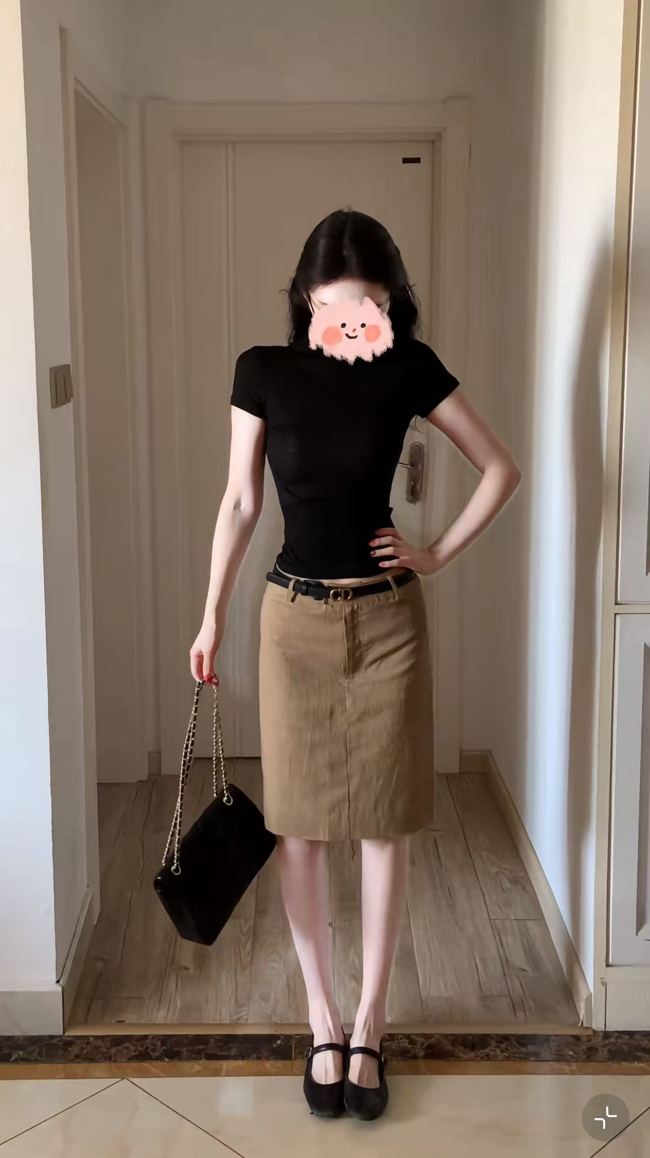프랑스식 레트로 카키 라미 치마 반신 스커트 여성 봄 여름 새로운 다용도 캐주얼 이후 중 트임 정장 중 치마 상세 이미지 3