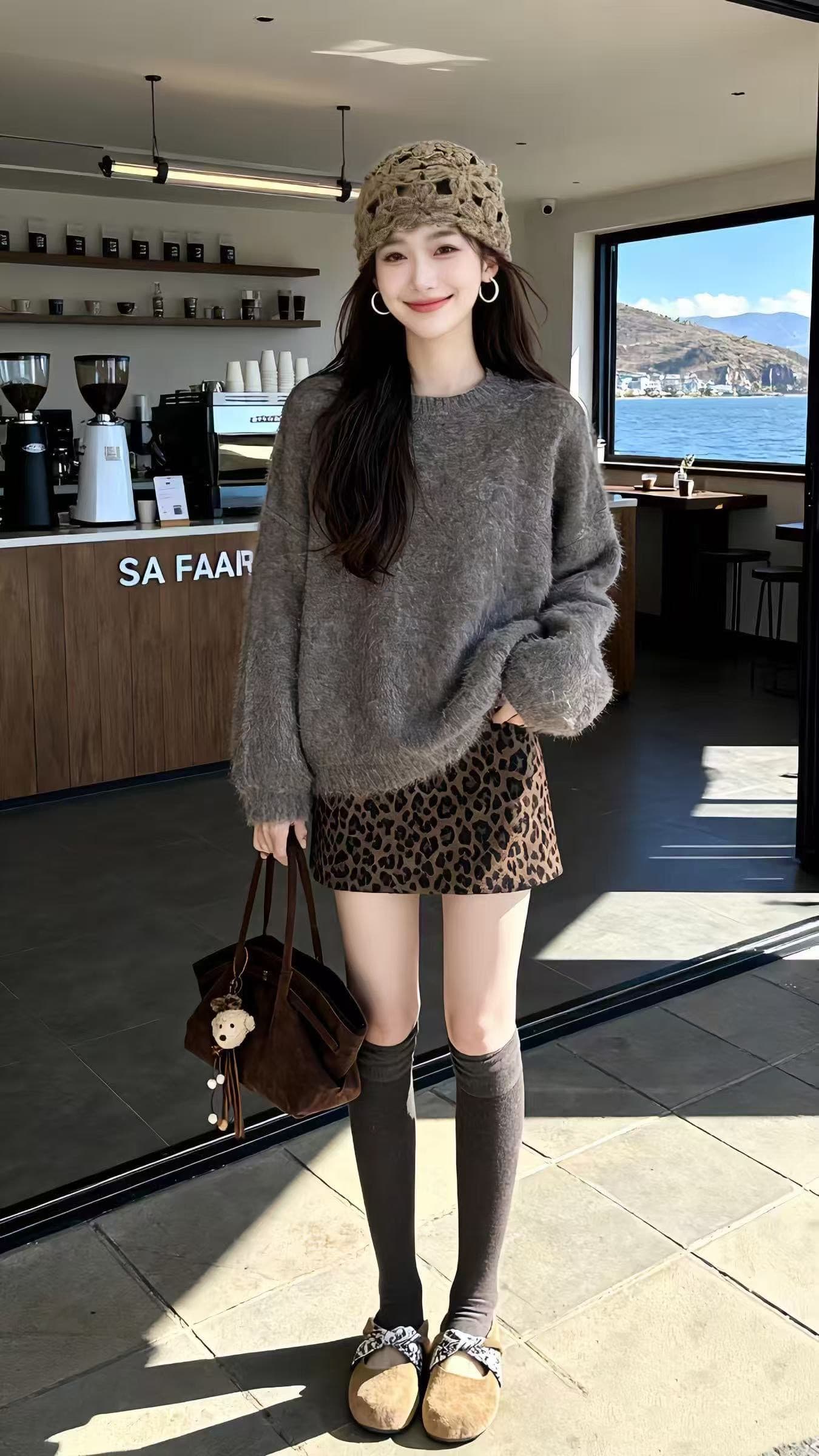 한 부서 이른 가을 chic 세트 여성 2026 새로운 느긋한 느슨함 센스 연령 감소 회색 맨위 반신 스커트 투피스 세트