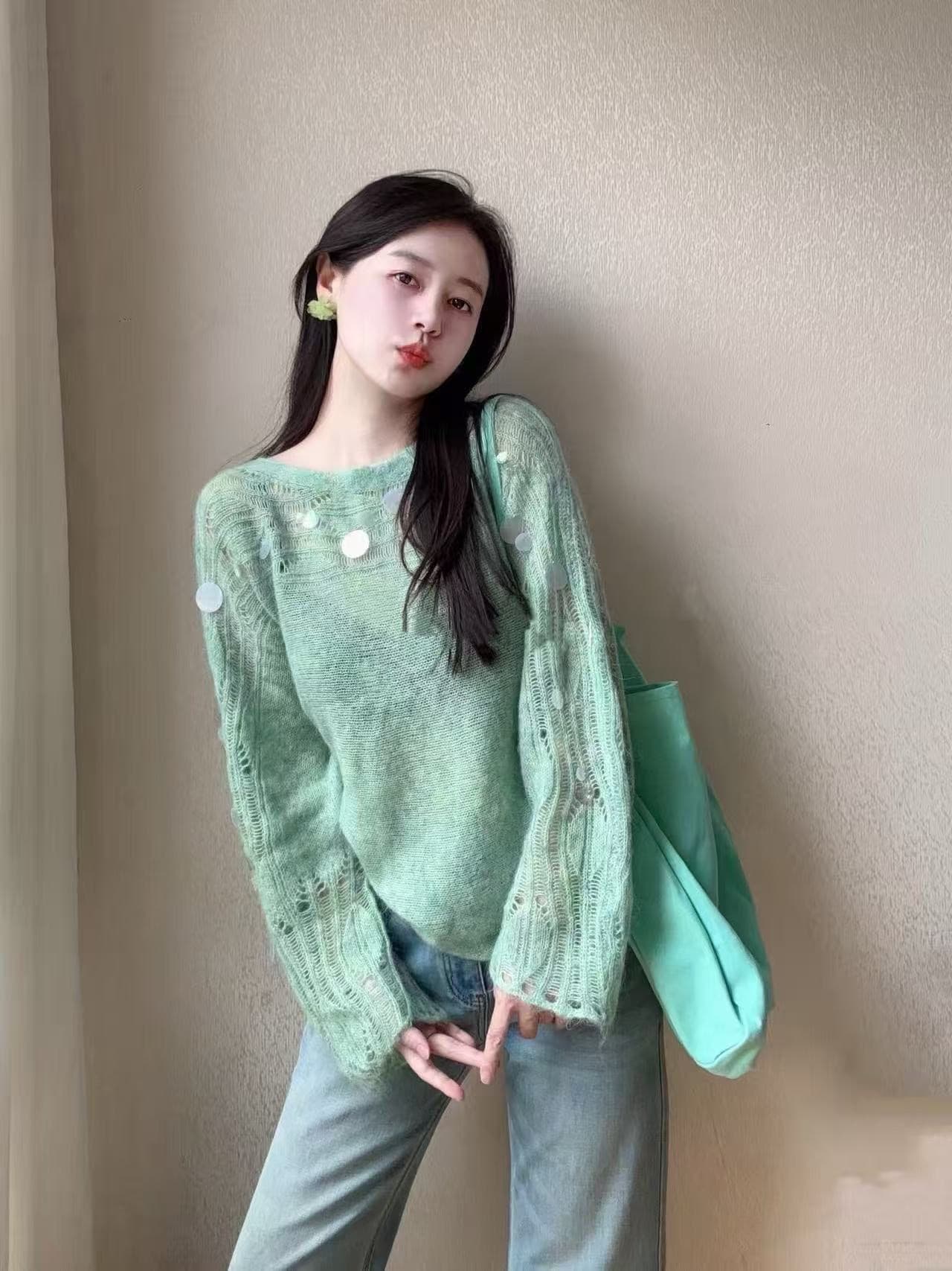 디스플레이 화이트 달콤한 스타일 박하 녹색 모헤어 스웨터 여자 스팽글 홀로우 아웃 신선함 디자인 센스 니트 스웨터 맨위