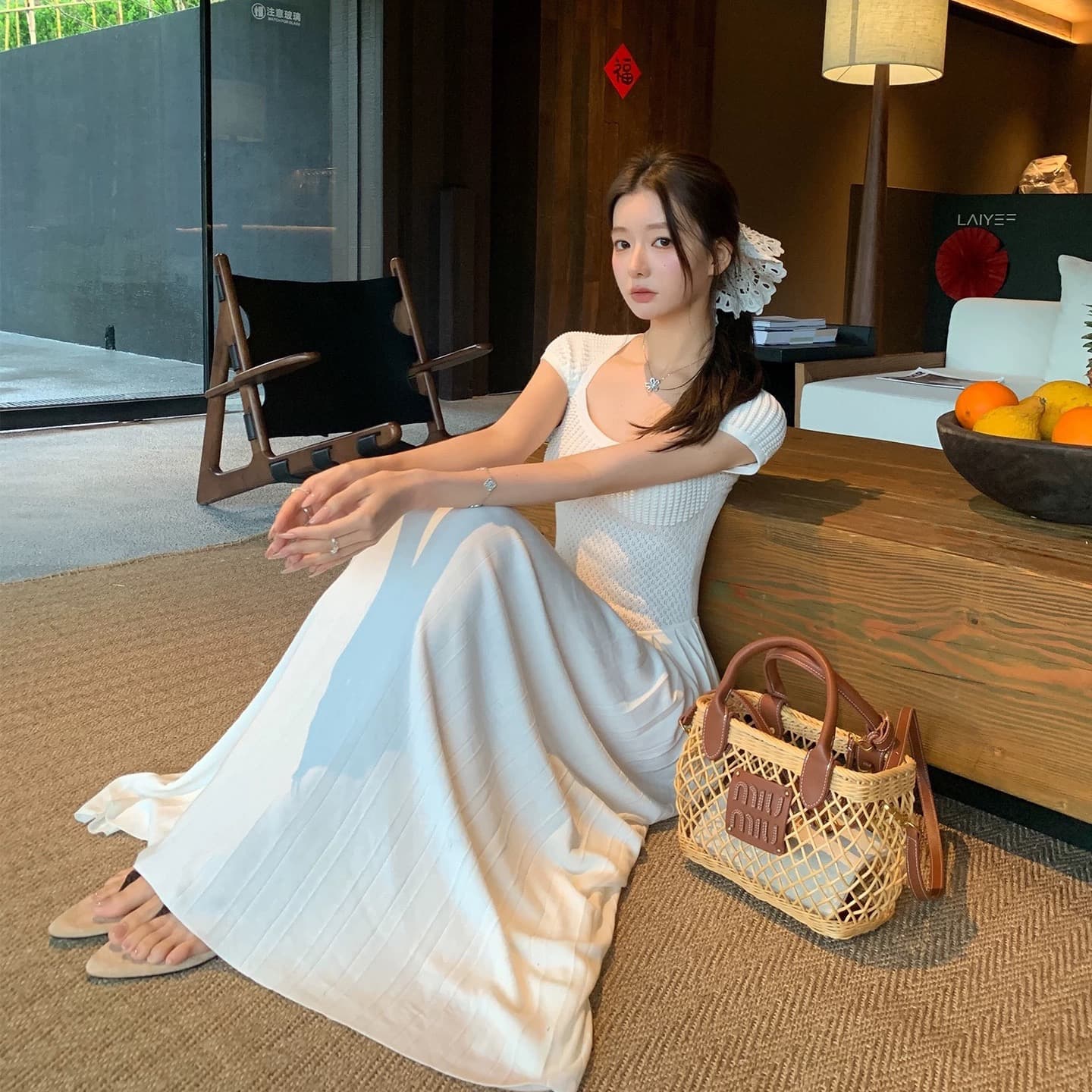 ada miss 무거운 작업 품격 광장 칼라 홀로우 아웃 주간 실크 니트 큰 진자 드레스 허리 수축 롱 스커트 여성 여름 새로운 화이트 이미지 5