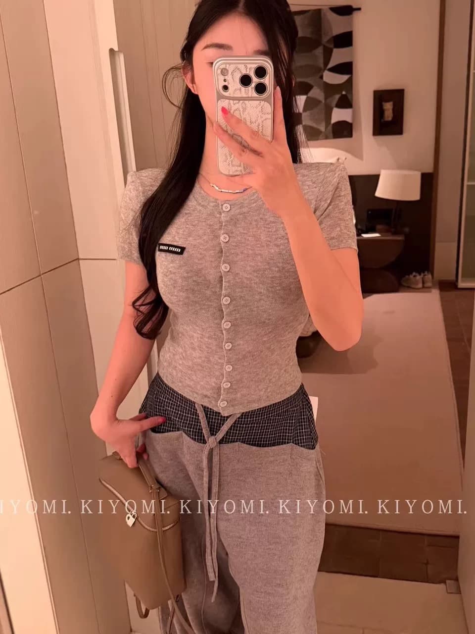 kiyomi 정품 한국 스타일 순수한 욕망 핫걸 마이크로 ~을 통해 반팔 어깨 패드 단색 몸매 가꾸기 니트 스웨터 슬림해 보이는 여성 상세 이미지 2