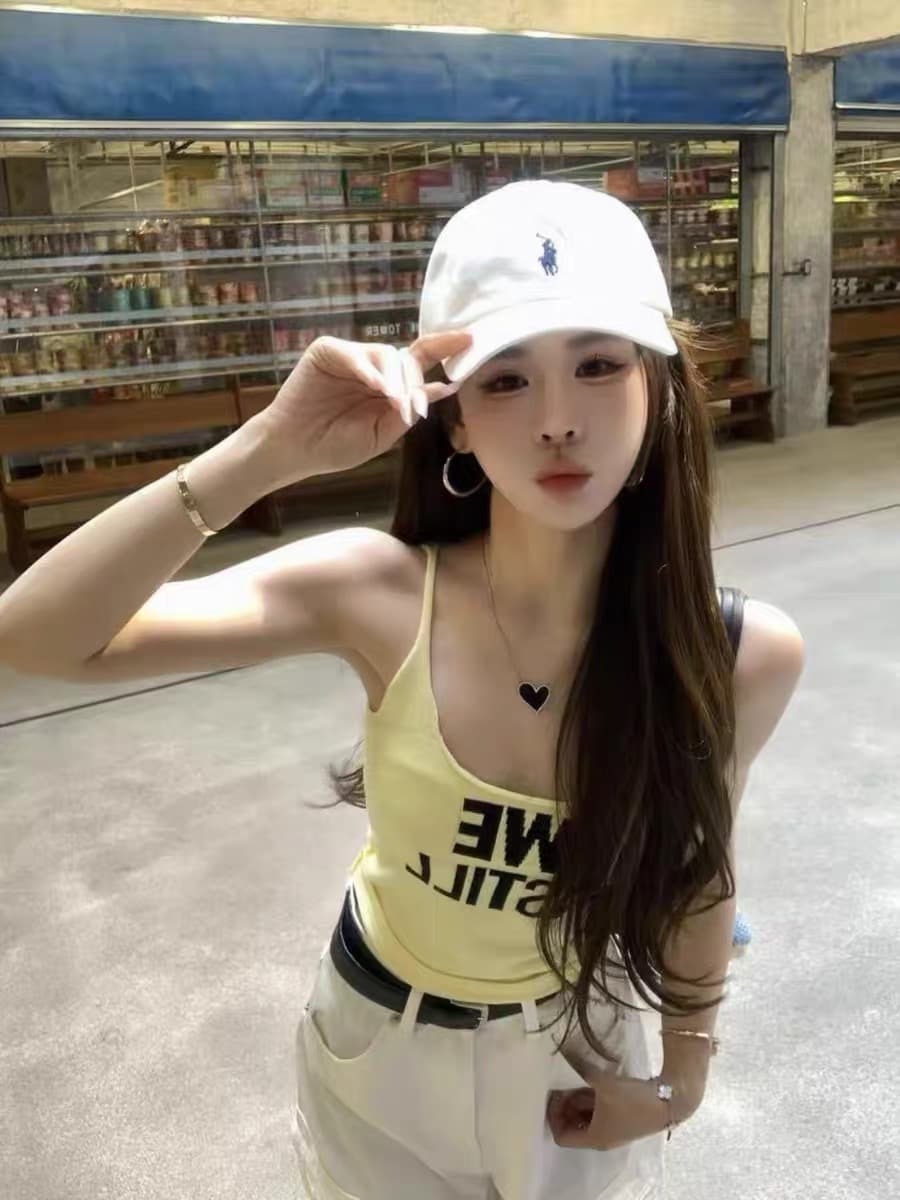 아메리칸 핫걸 바람 알파벳 프린트 캐미솔 2026 여름 새로운 몸매 가꾸기 슬림해 보이는 외출용 섹시함 맨위 상세 이미지 3