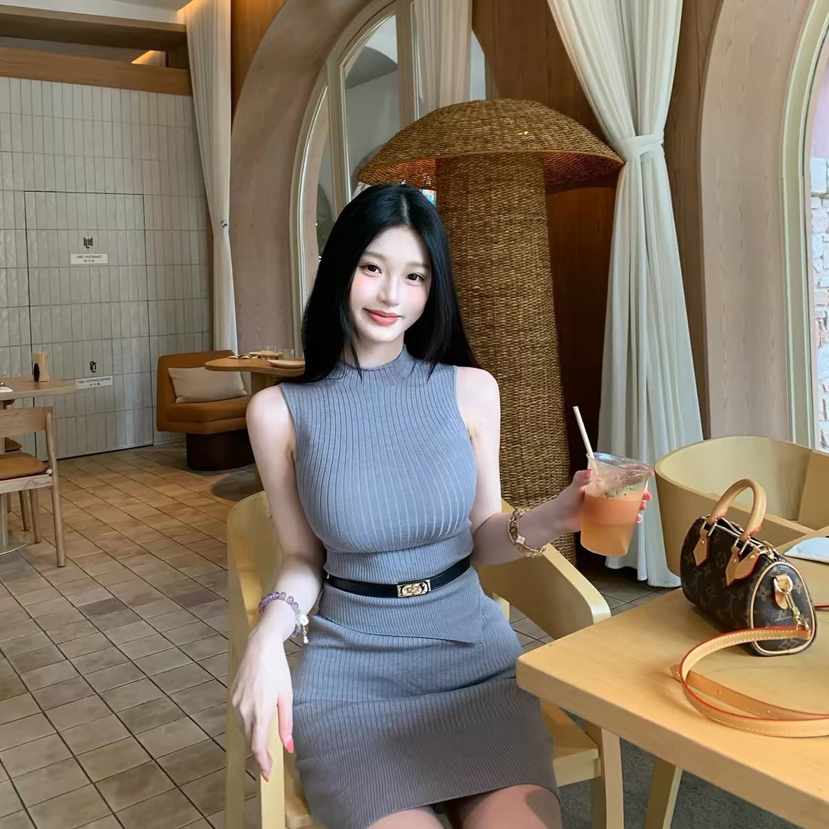 farte shop 모니카 회색 민소매 털 짠 셔츠 반 스커트 세트 여성 봄 여름 몸매 가꾸기 투피스 세트 이미지 5