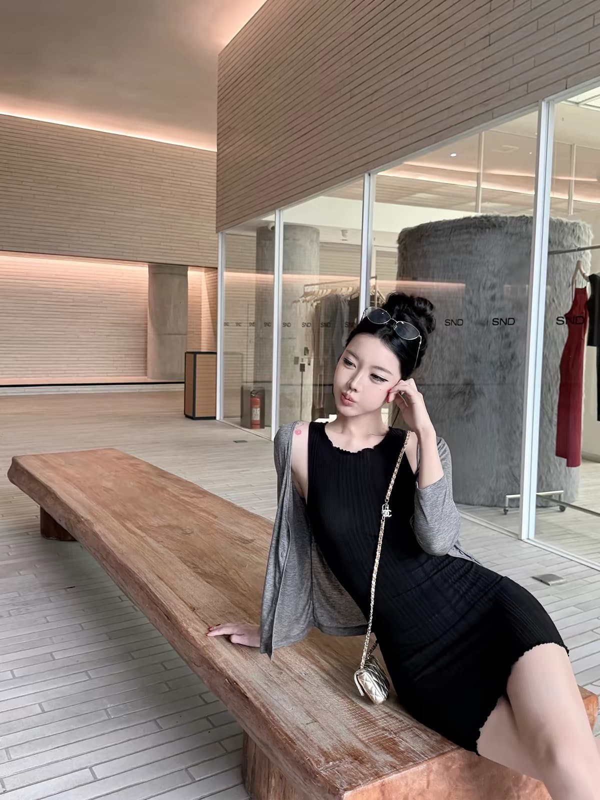 laareetoo 구덩이 기사 민소매 여성 드레스 몸매 가꾸기 슬림해 보이는 여름 조끼 스커트 디자인 센스 미니 스커트 상세 이미지 4