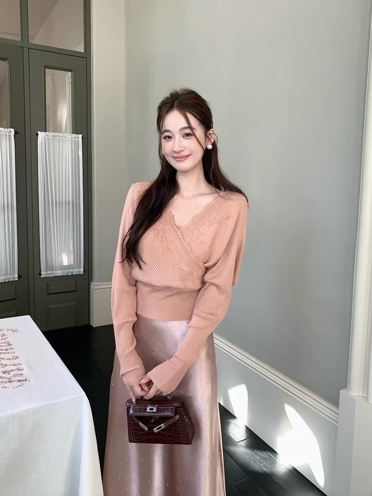 se gentle sun 보여주기 희 희 2826 가을 새로운 십자가 V넥 철자 레이스 슬림해 보이는 배트윙 소매 니트 스웨터 상세 이미지 1