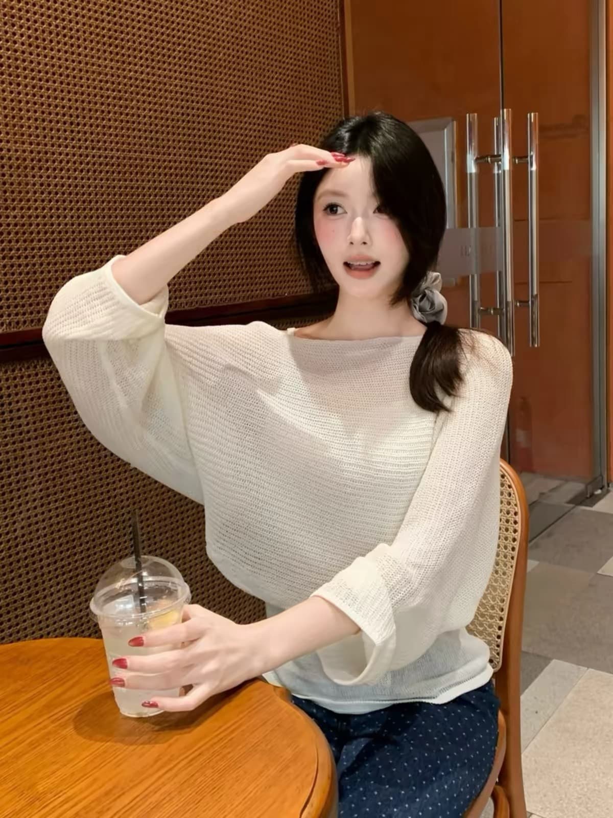 한 부서 핑크색 홀로우 아웃 긴팔 니트 스웨터 여성 조기 가을 스웨터 캐주얼 느긋한 바람 루즈핏 품격 오프숄더 맨위 상세 이미지 4