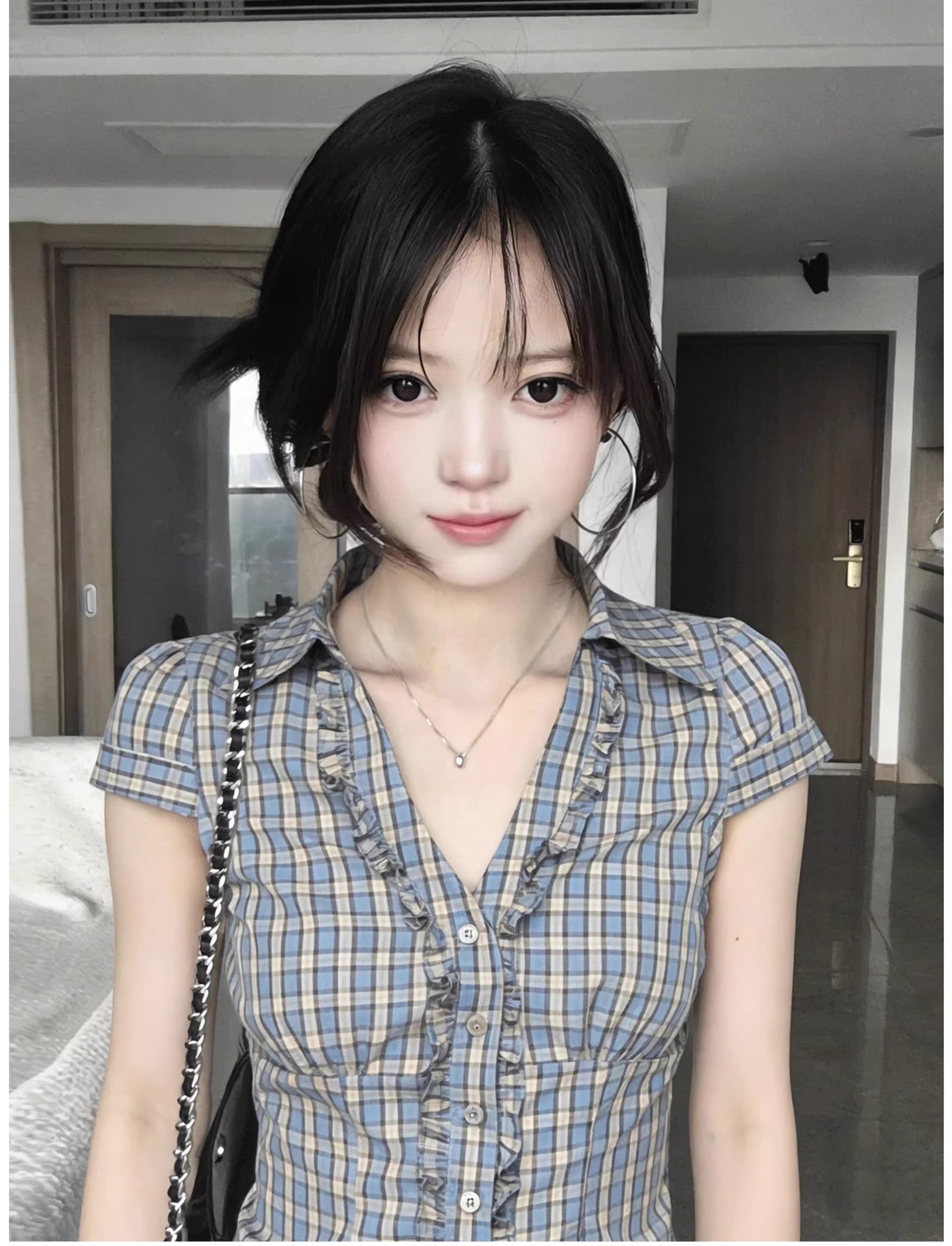 프랑스식 프릴 반팔 여성 셔츠 여름 파란색 체크무늬 셔츠 허리 수축 긍정적 인 어깨 의류 이미지 2
