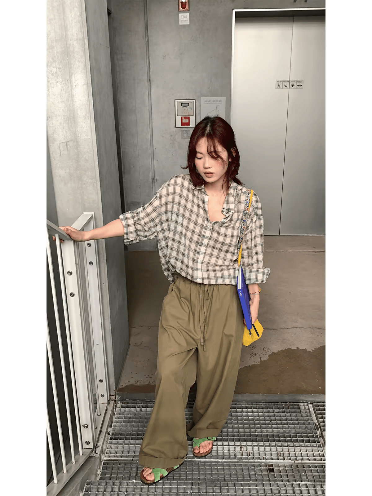 xxdeli 향기로운 향 ~ 중 배 한 부서 느슨함 센스 캐주얼 체크무늬 질감 센스 셔츠 루즈핏 슬림해 보이는 얇은 스타일 긴팔 이미지 2