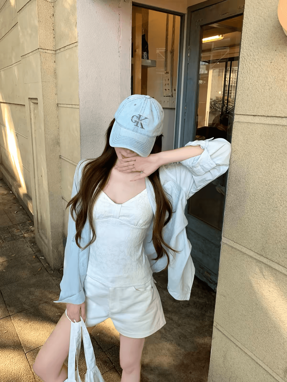 송 긍정적 인 En 하늘색 긴팔 여성 셔츠 이른 가을 2026 년 루즈핏 자외선 차단 셔츠 재킷 한국 스타일 캐주얼 맨위 이미지 3