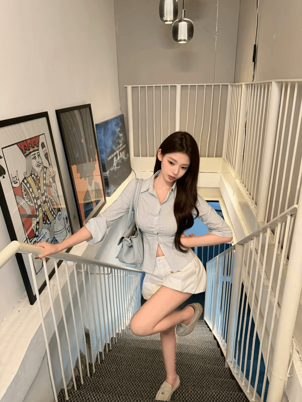 chicyou 개미 허리 밝은 회색 색상 스트라이프 허리 수축 순수한 ol 8 점 소매 몸매 가꾸기 커브 셔츠 맨위 상세 이미지 2