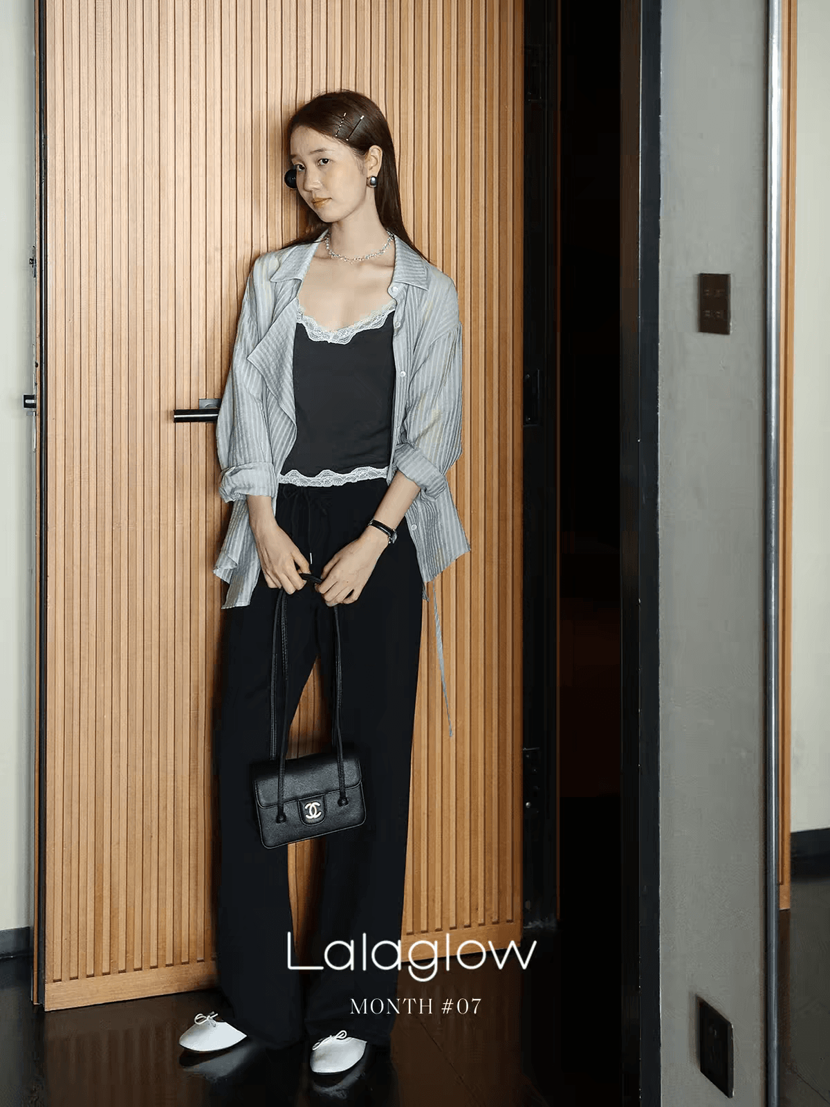 lalaglow 라이 경기 서울 한 부서 미니멀리즘 디자인 센스 느긋한 바람 허리 수축 슬림해 보이는 레이스업 긴팔 스트라이프 셔츠 이미지 4