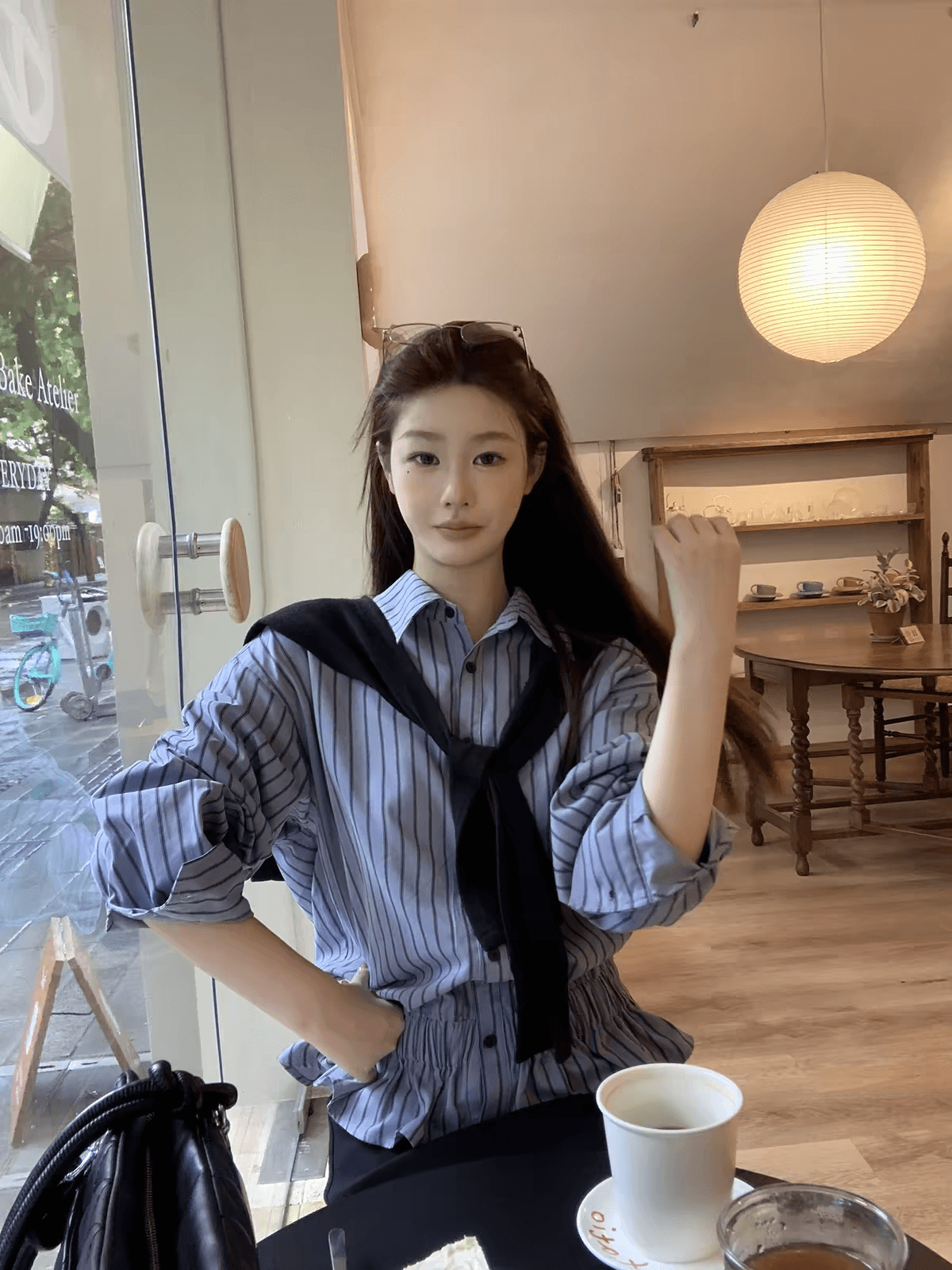 레드 맨 파빌리온 여성 셔츠 2026 새로운 봄 가을 프랑스식 맨위 파란색 스트라이프 고급 센스 빛 럭셔리 연령 감소 셔츠