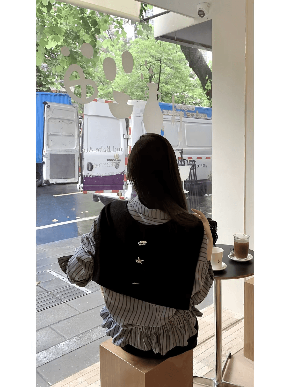 레드 맨 파빌리온 여성 셔츠 2026 새로운 봄 가을 프랑스식 맨위 파란색 스트라이프 고급 센스 빛 럭셔리 연령 감소 셔츠 상세 이미지 4
