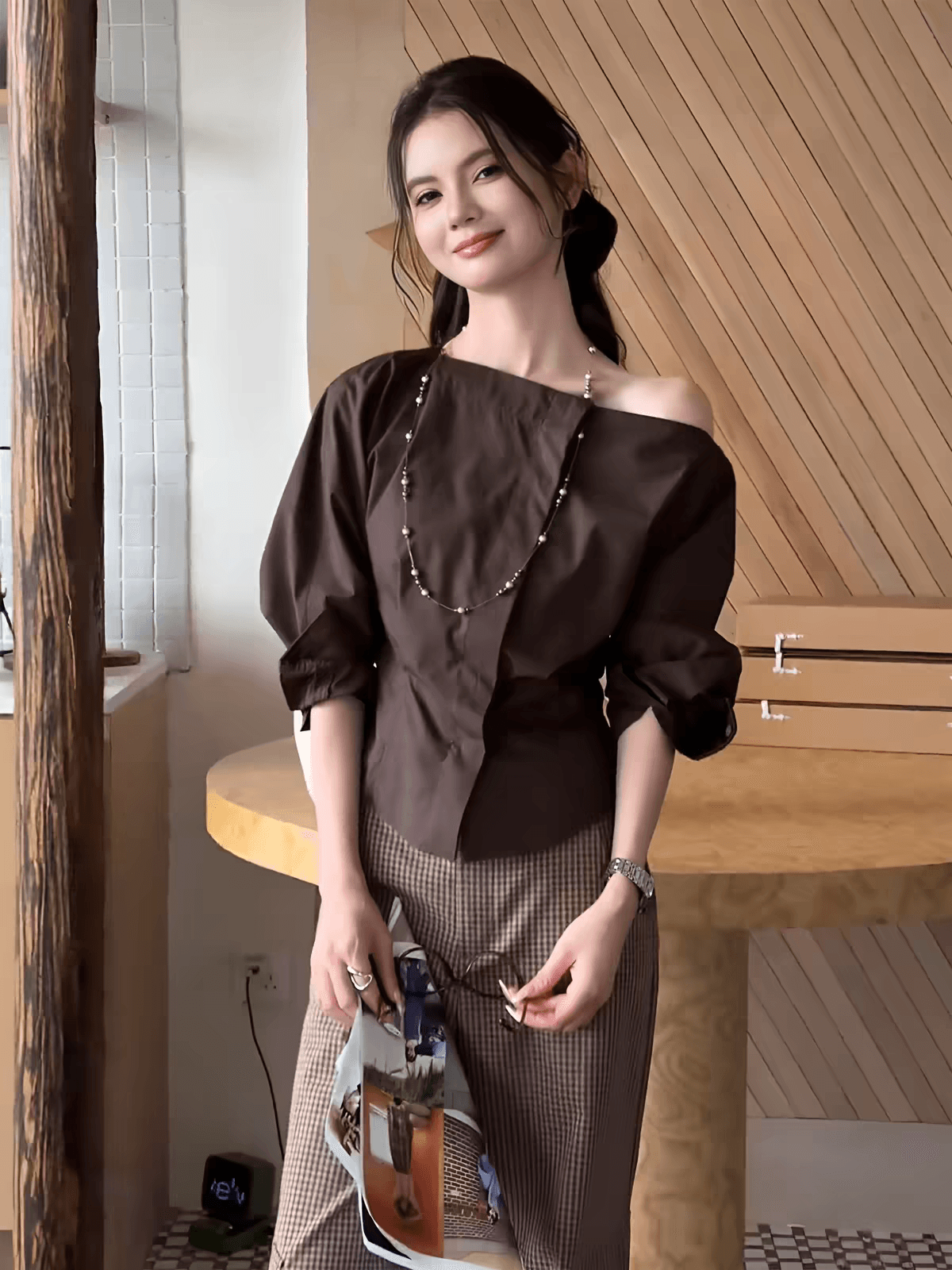작은 법 카드 천 이상한 Connaught 맨위 여성 26 년 이른 가을 새로운 프랑스식 보트넥 미니멀리즘 다용도 긴팔 셔츠 상세 이미지 1