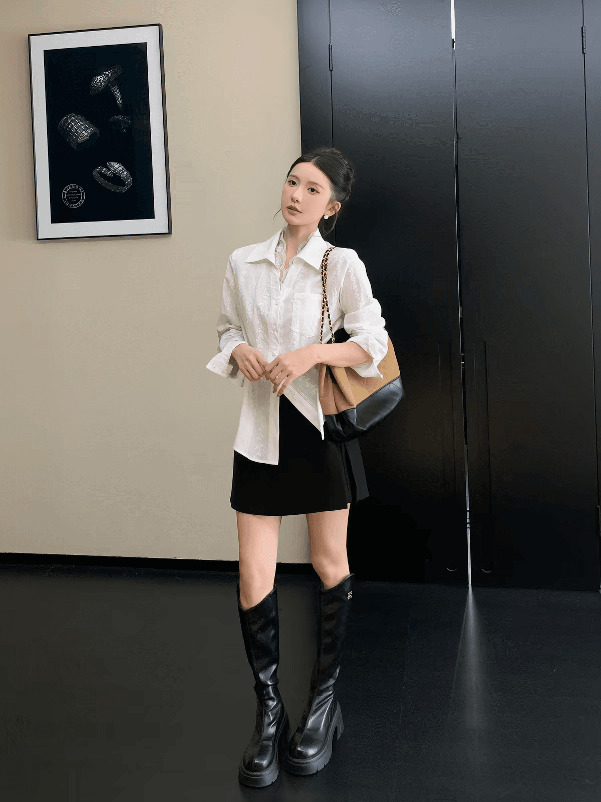 shaoer 화이트 구름 이른 가을 작은 폴로 칼라 긍정적 인 어깨 홀로우 아웃 자수 싱글 줄 버튼 루즈핏 셔츠 상세 이미지 4