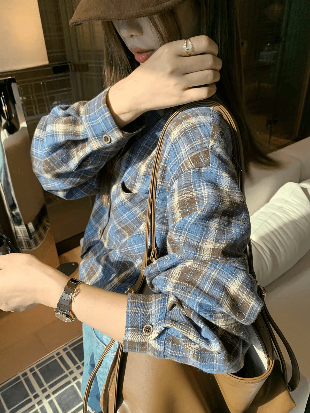 한 번 작은 짭짤한 레트로 체크무늬 여성 셔츠 가을 루즈핏 슬림해 보이는 폴로 칼라 긴팔 캐주얼 출퇴근 느슨함 센스 셔츠 상세 이미지 3