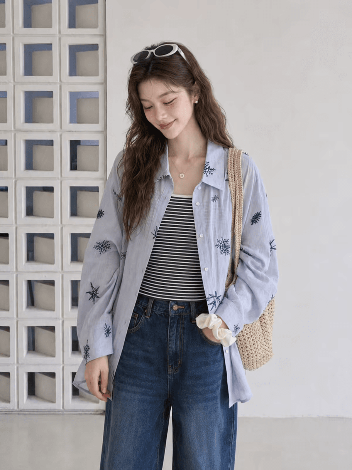 출퇴근 바람 파란색 자수 스트라이프 여성 셔츠 이른 가을 프랑스식 루즈핏 다용도 폴로 칼라 자외선 차단 셔츠 재킷 맨위 이미지 2