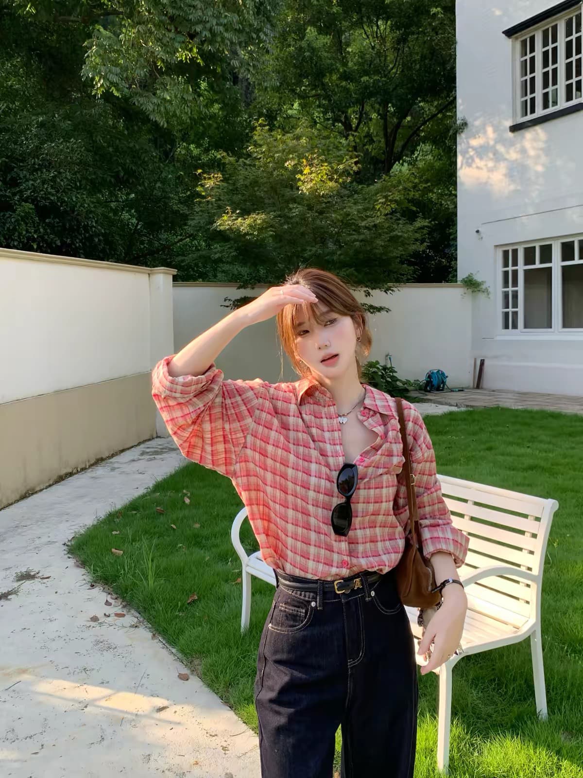 berry 안녕하세요. 너 그리고 해피 대 격통 맞춤 적색 분말 체크무늬 미니멀리즘 스택 착용 셔츠 한 부서 다용도 슬림해 보이는 맨위 상세 이미지 3
