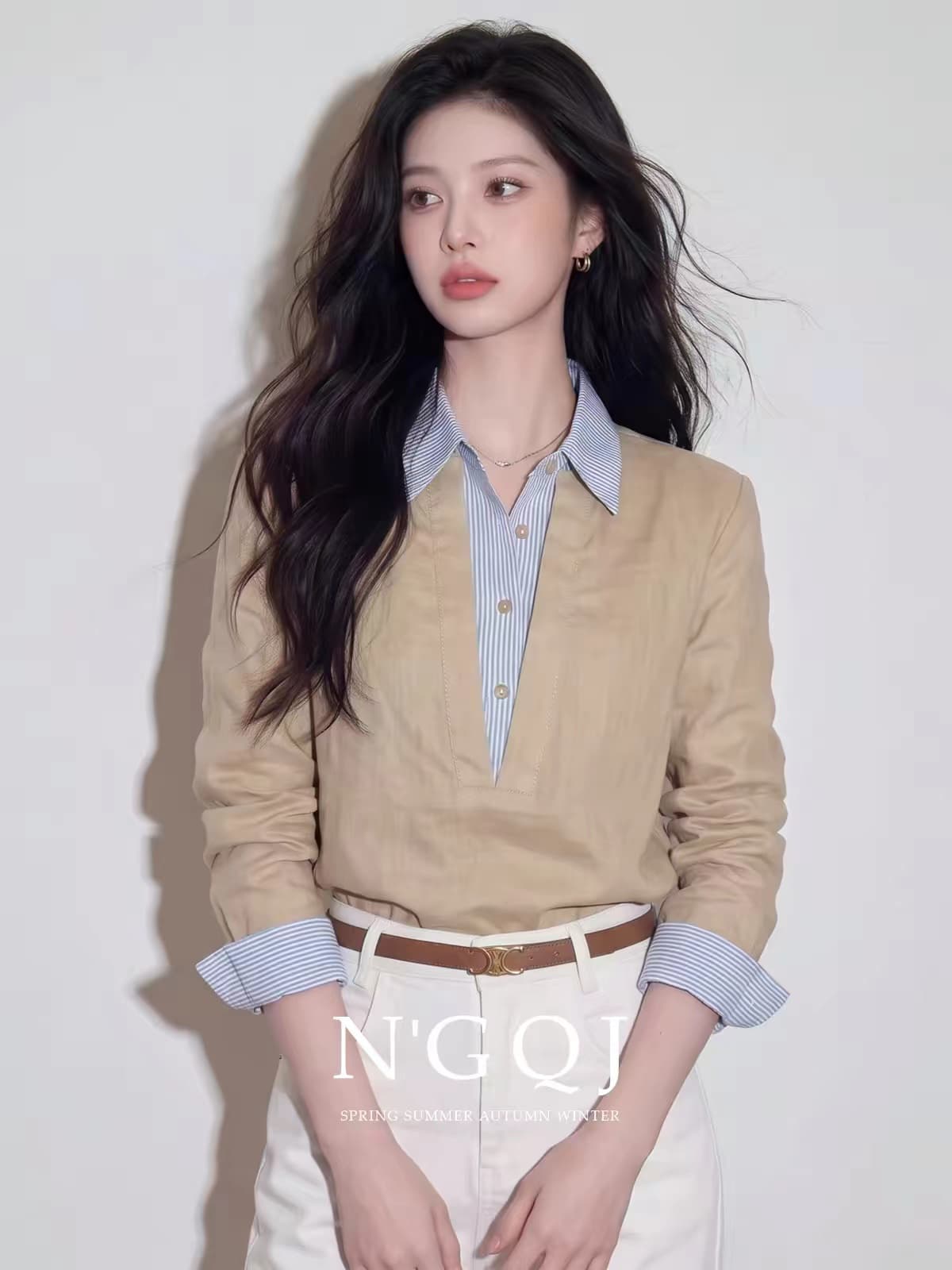 코치 사소한 맨위 여성 2026 가을 높음 지혜 센스 느슨함 출퇴근 오래된 돈 바람 페이크 레이어드 긴팔 폴로 칼라 셔츠
