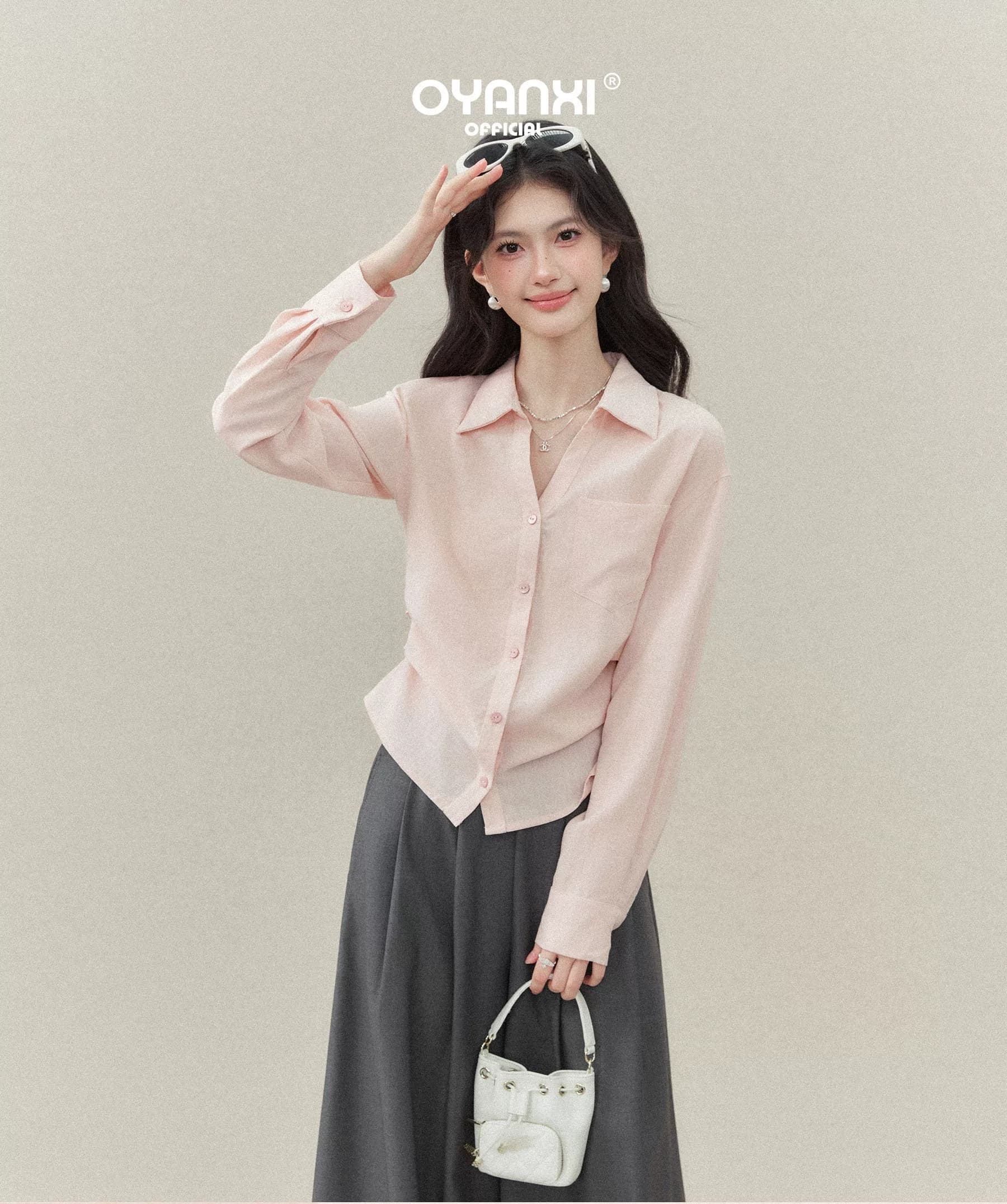 Ouyang 안녕하세요. 부드러운 빛 릴리 오브 더 밸리 핑크색 레이스업 칼라 루즈핏 셔츠 여성 긴 소매 단추 액세스 제어 비스듬한 밑단 맨위 상세 이미지 1
