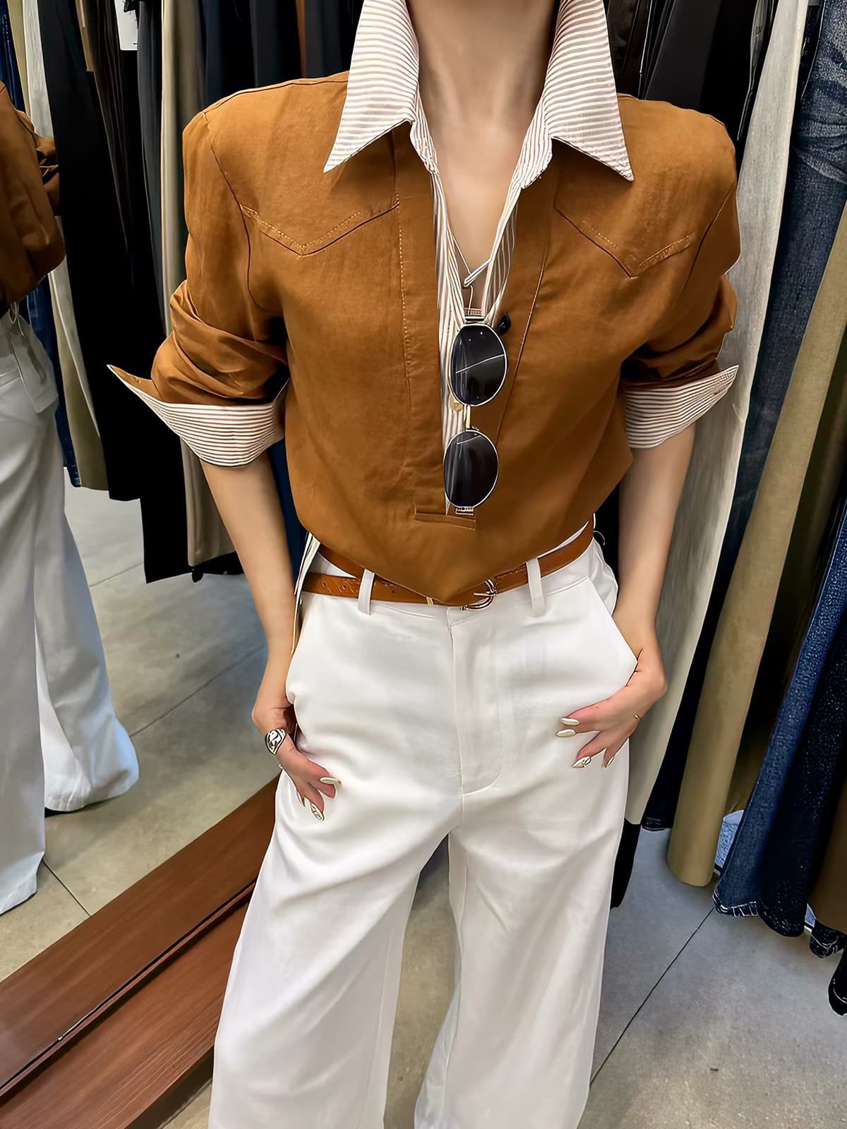 유럽 상품 오래된 돈 바람 레트로 POLO 칼라 페이크 레이어드 여성 셔츠 2026 가을 새로운 스트라이프 패치워크 긴팔 셔츠