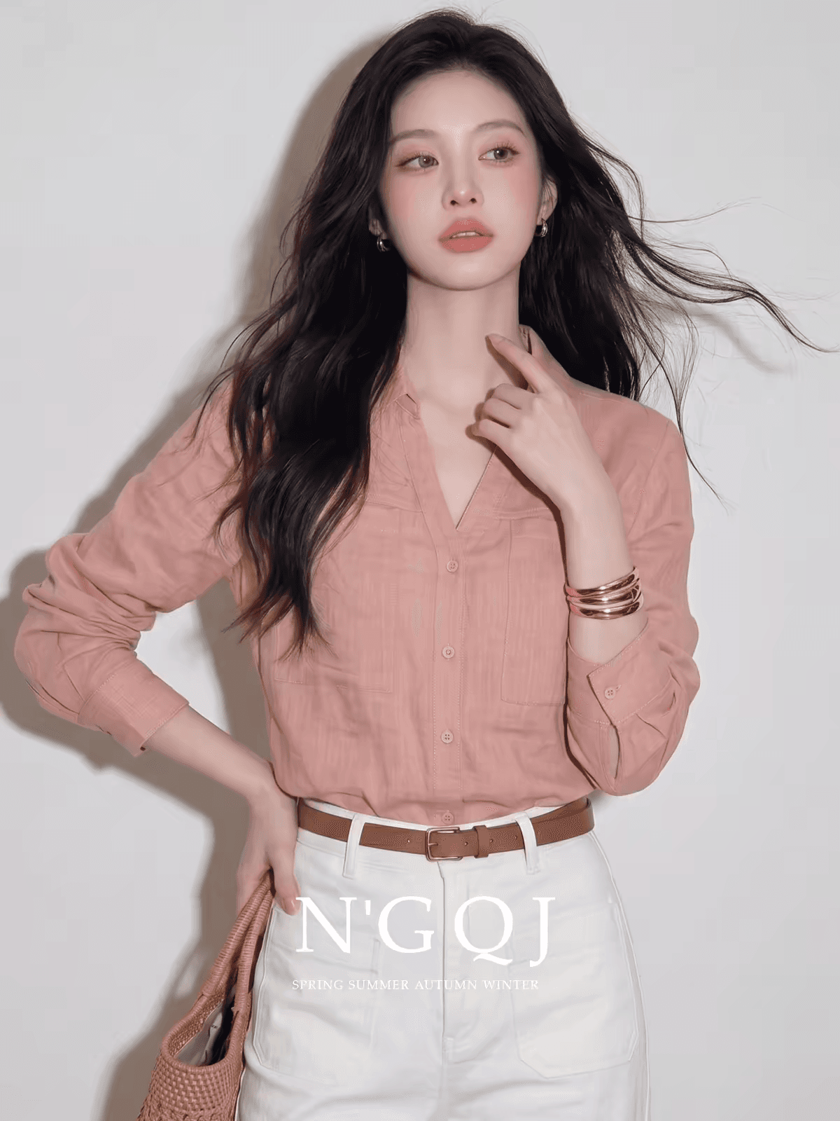 2026 이른 가을 아름다운 출퇴근 일상 착용 가져 가라. 프랑스식 높음 지혜 센스 다용도 셔츠 디자인 센스 품격 여성 맨위 이미지 2
