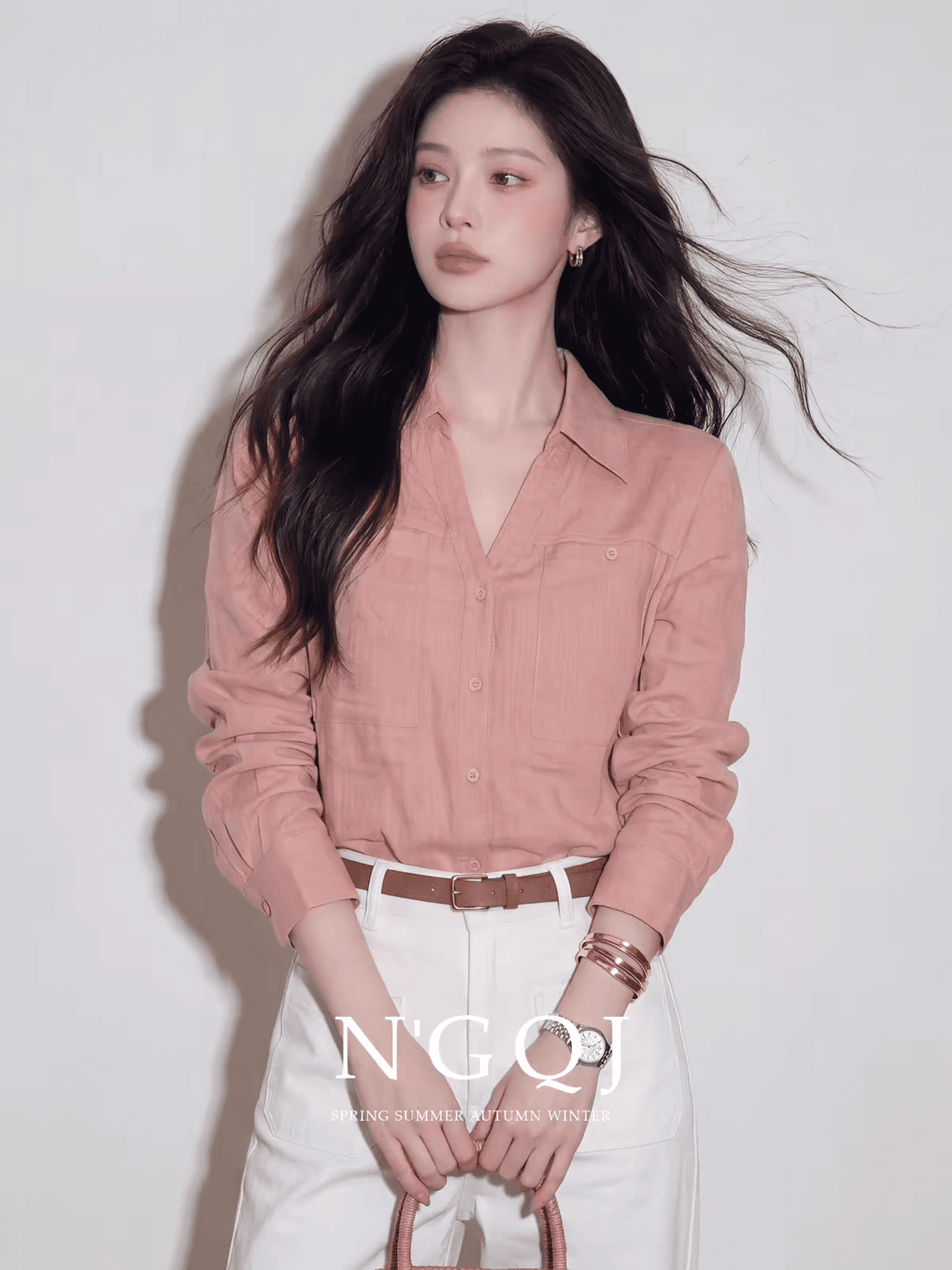 2026 이른 가을 아름다운 출퇴근 일상 착용 가져 가라. 프랑스식 높음 지혜 센스 다용도 셔츠 디자인 센스 품격 여성 맨위 상세 이미지 3