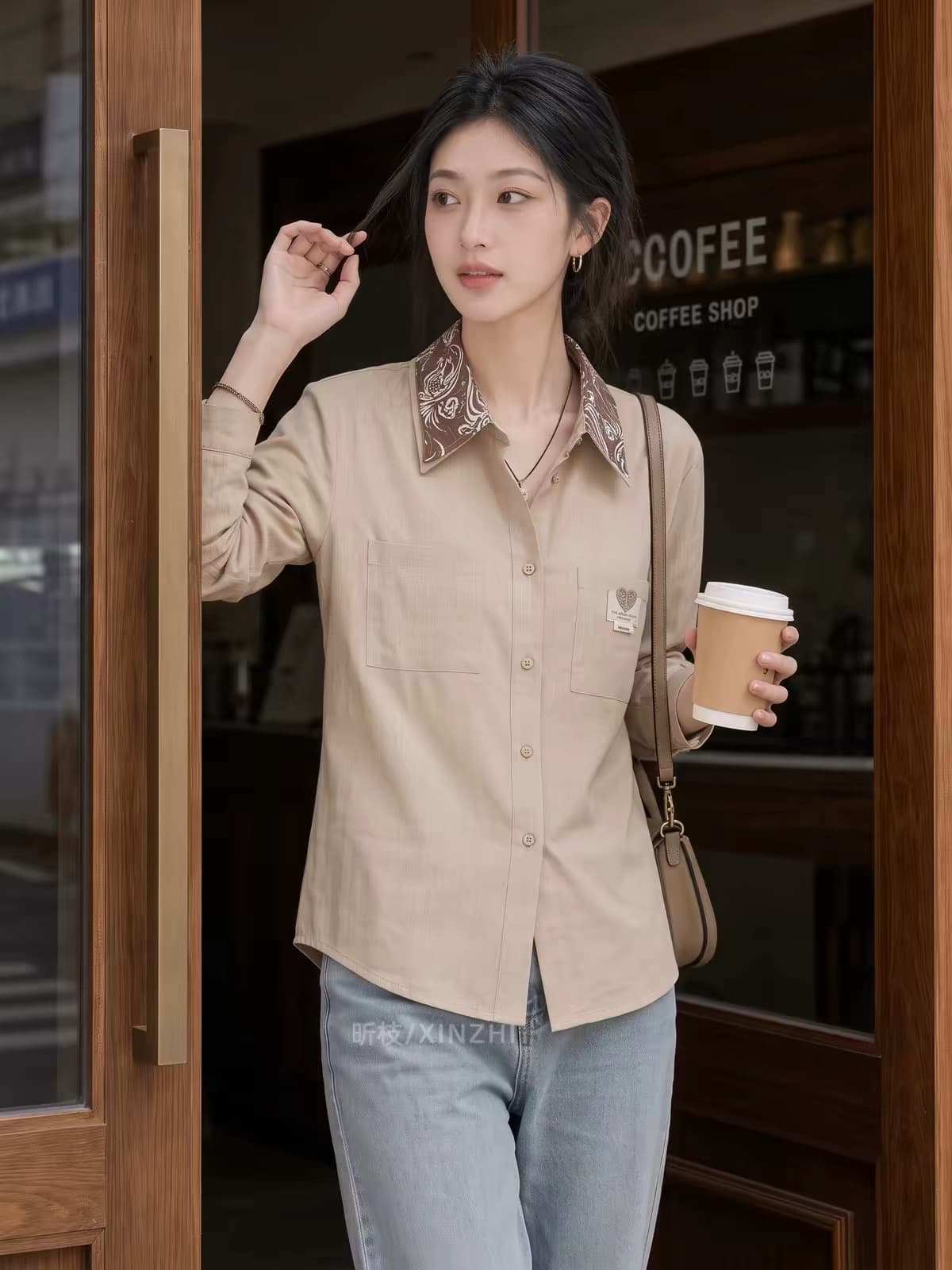 2026 가을 새로운 빛 요리 한 미니멀리즘 바람 카키 색 폴로 칼라 셔츠 여성 긴 소매 품격 디자인 센스 출퇴근 맨위 상세 이미지 2