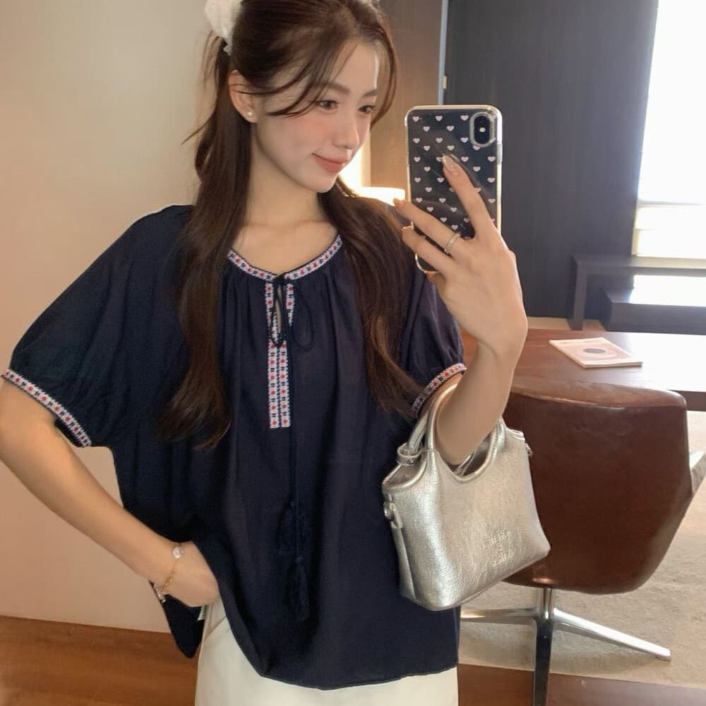 한국 민족 스타일 자수 자카드 레이스업 디자인 센스 반팔 여름 문예 레트로 루즈핏 슬림해 보이는 맨위 여성 셔츠 이미지 2